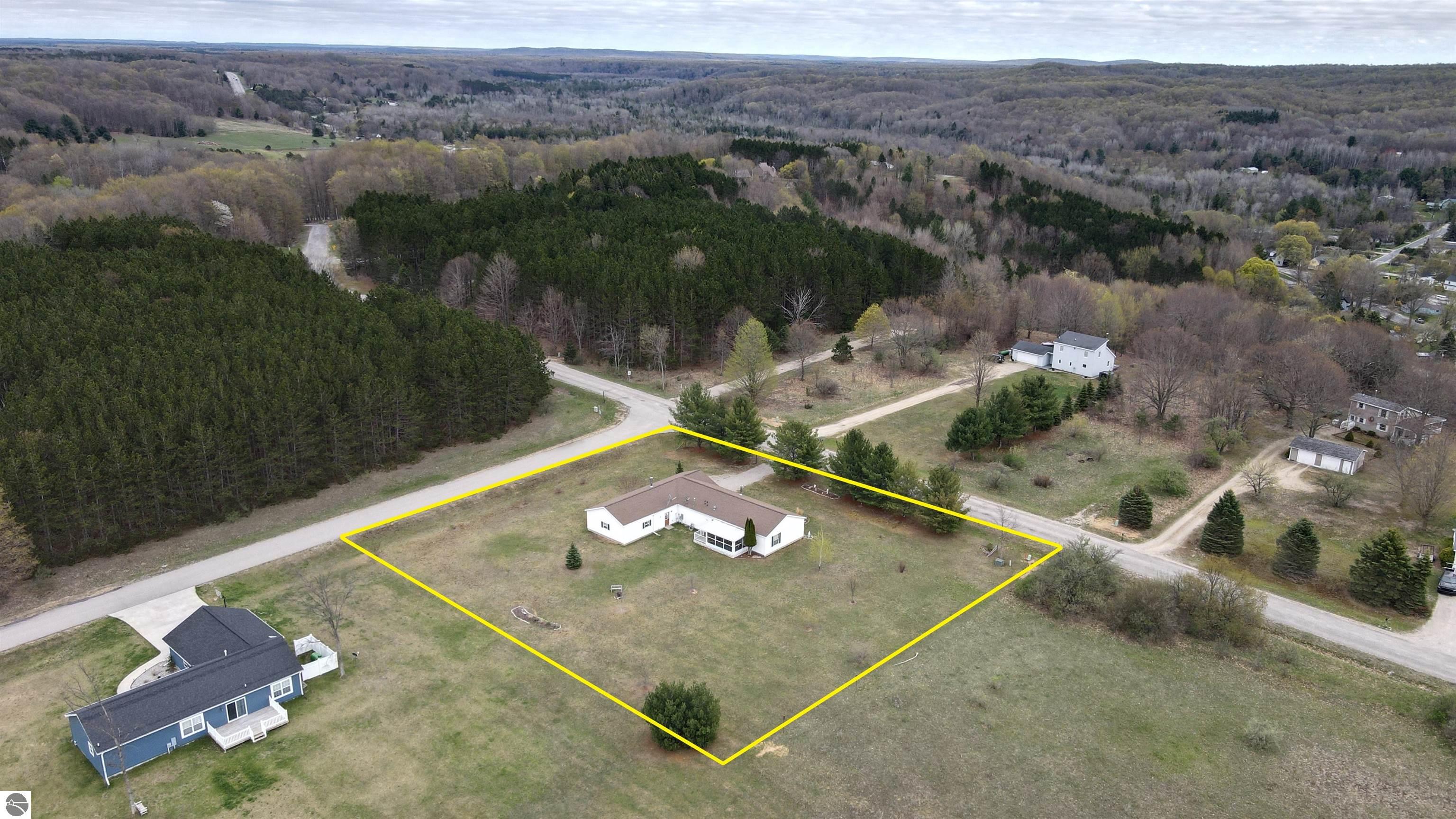 10700 Scenic Drive