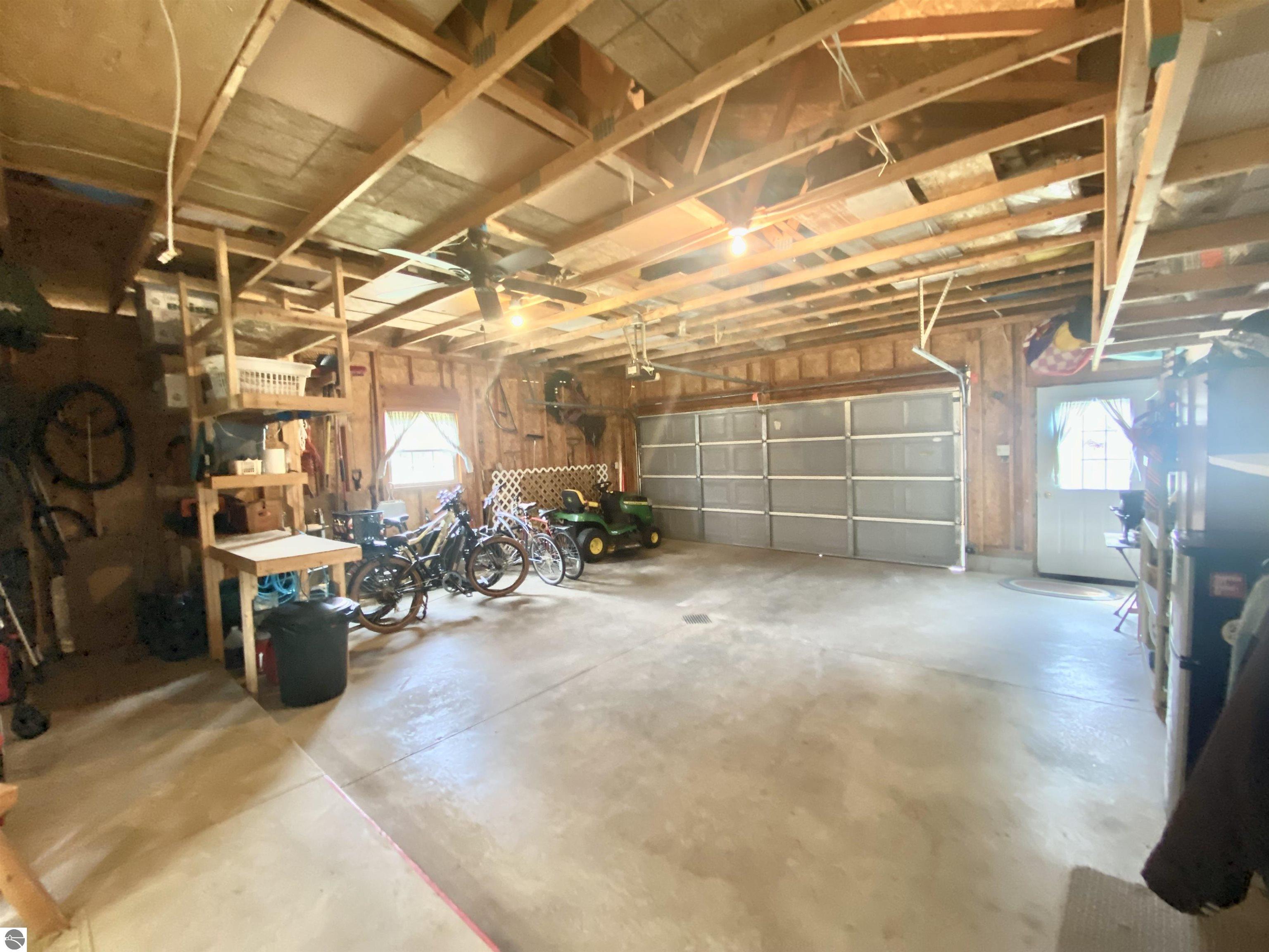 10700 Scenic Drive