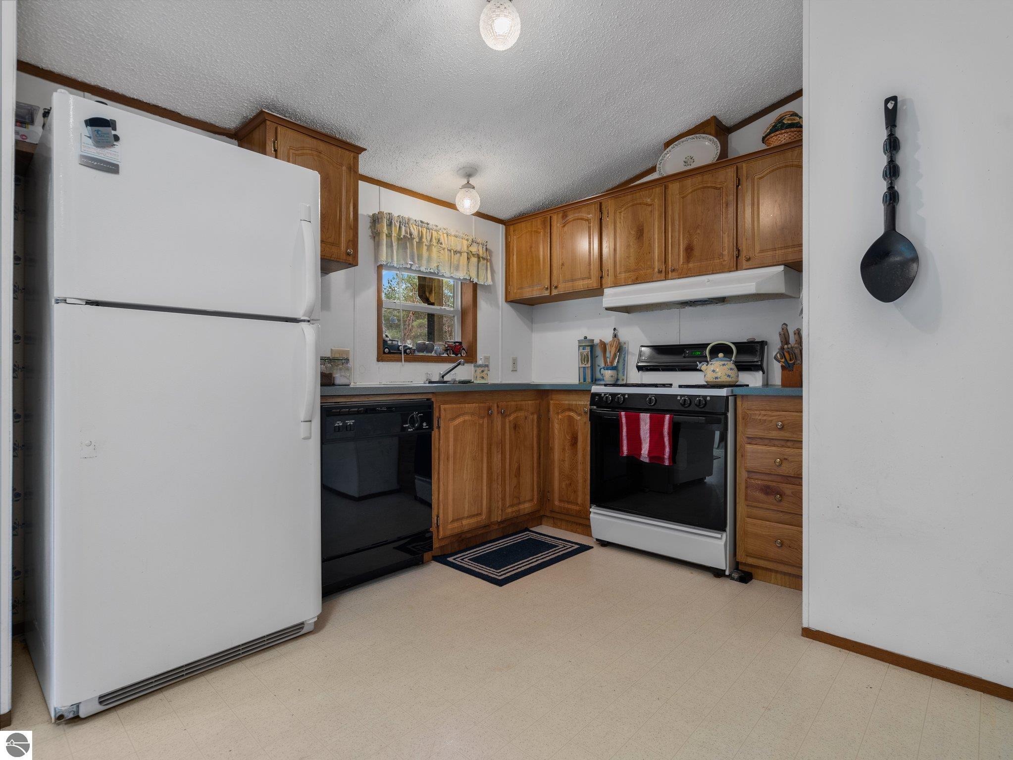 15333 County Line Road
