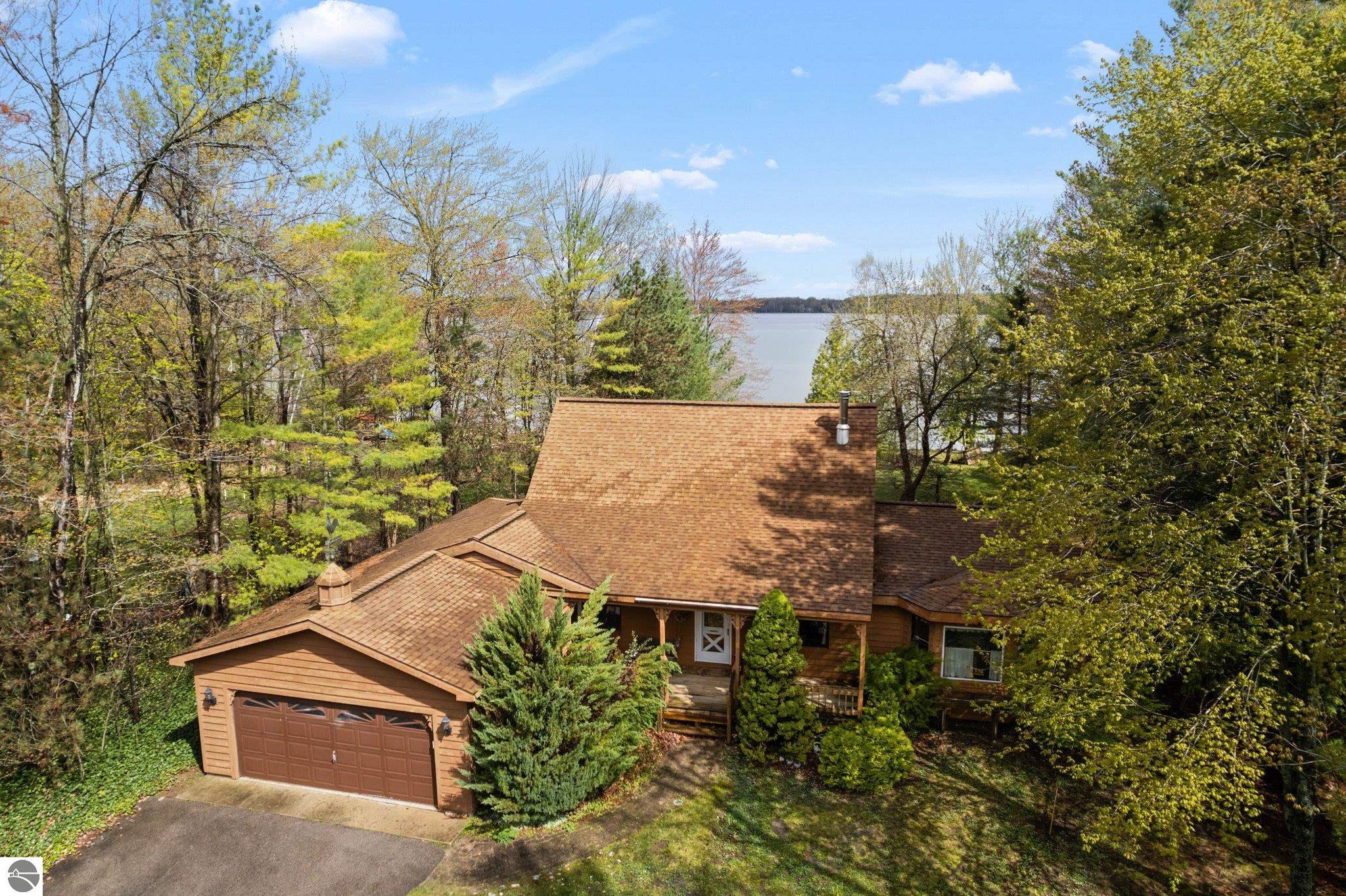 7804 North Shore Court