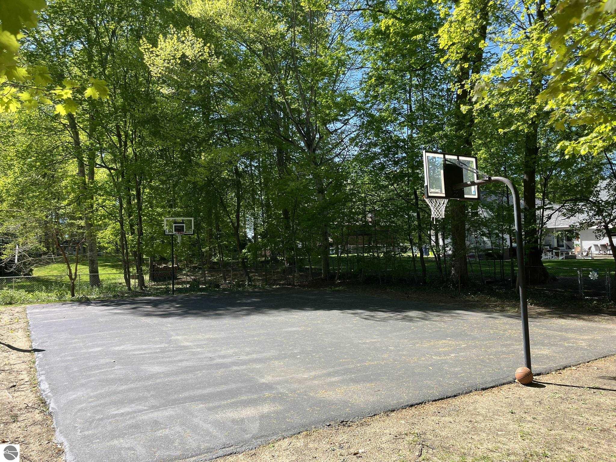 7804 North Shore Court