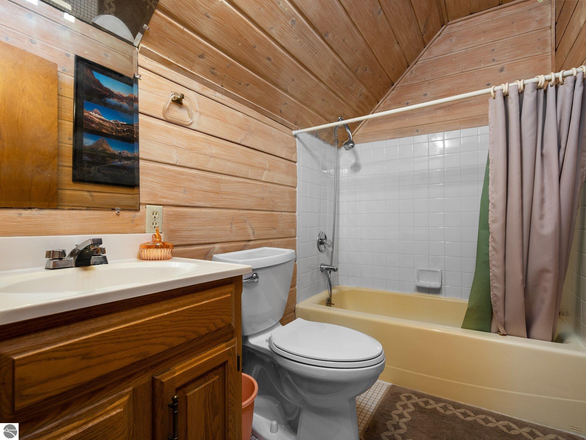 7804 North Shore Court