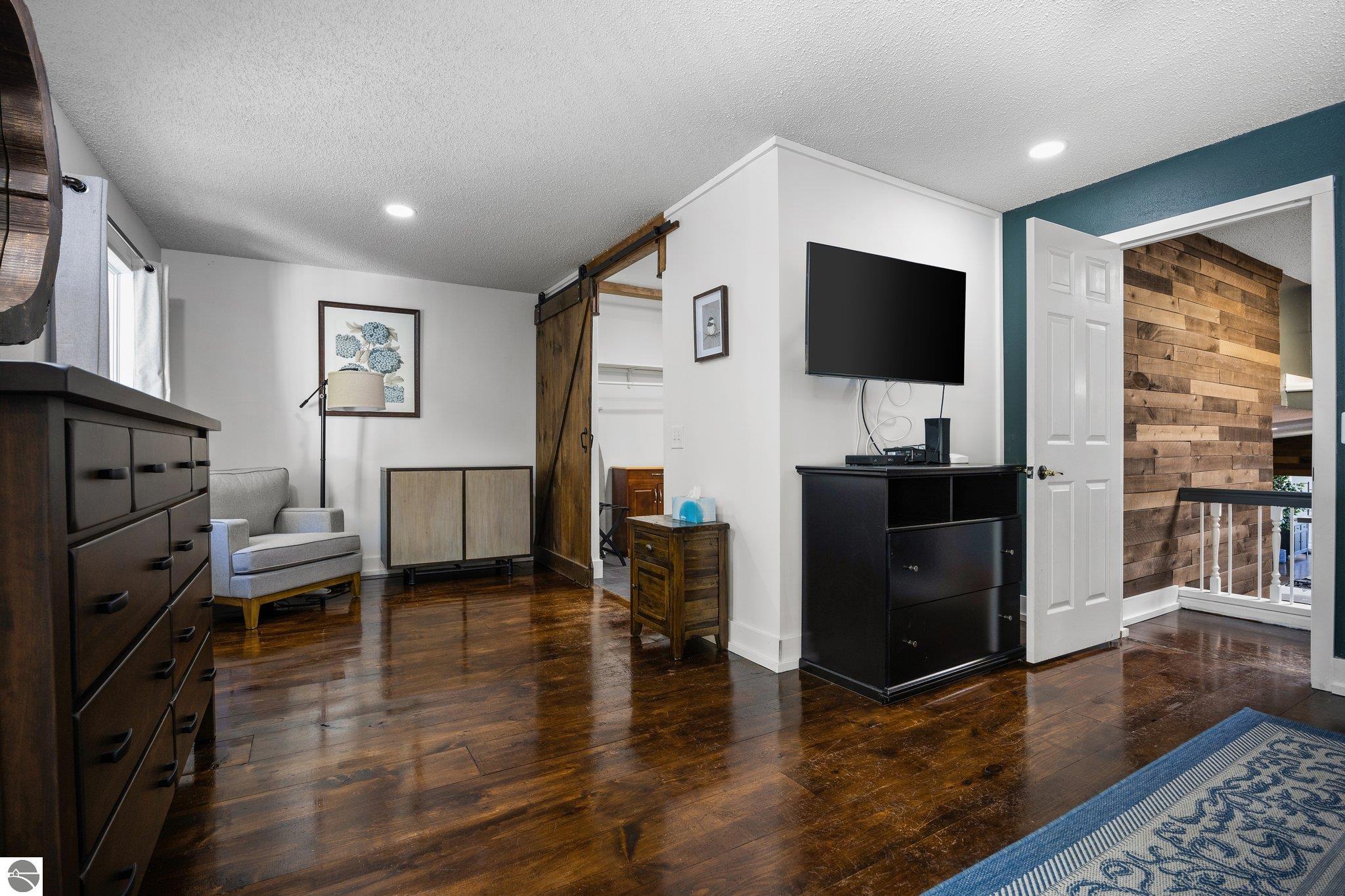 735 Quail Ridge Drive