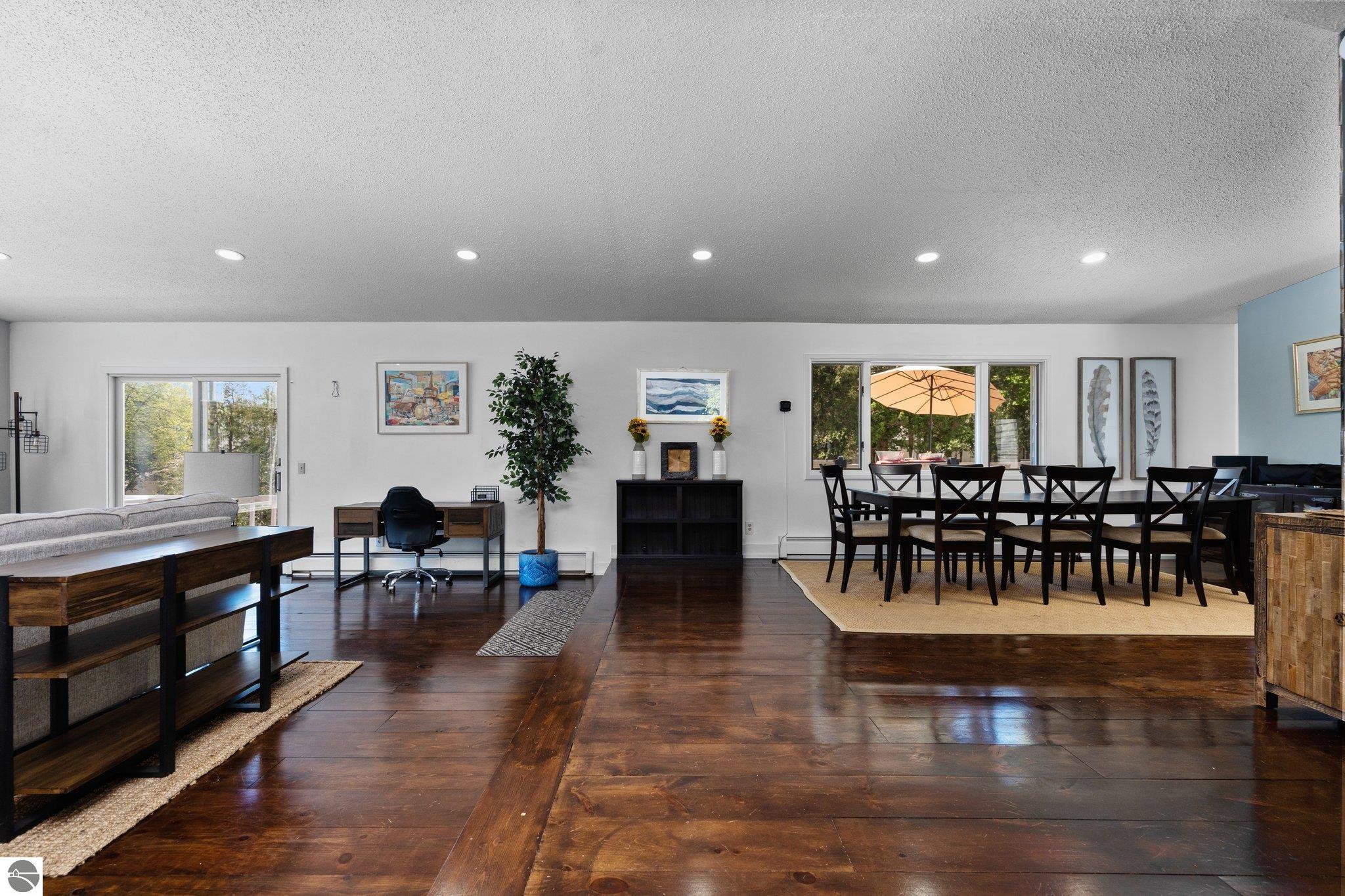 735 Quail Ridge Drive