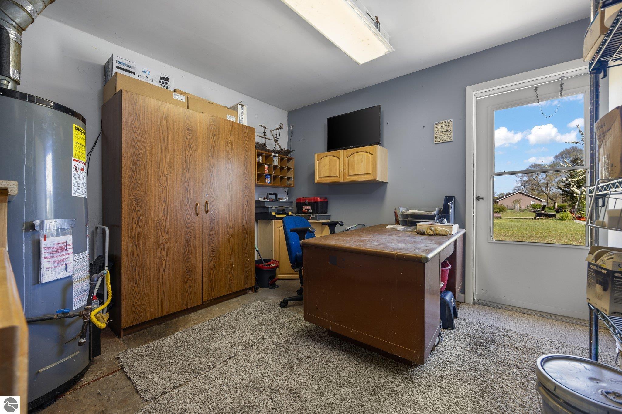 8528 Valley Road, Nw