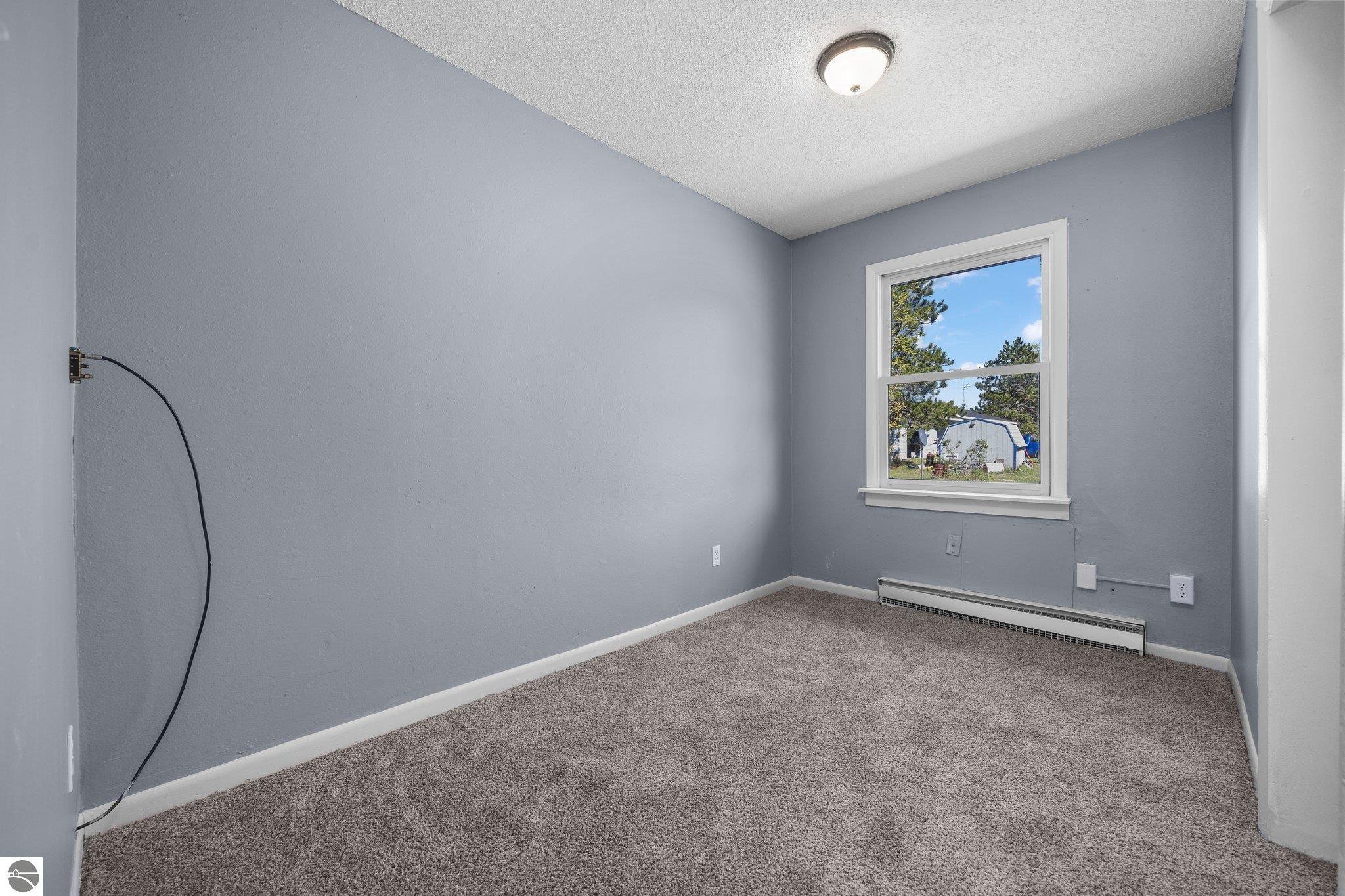 8528 Valley Road, Nw