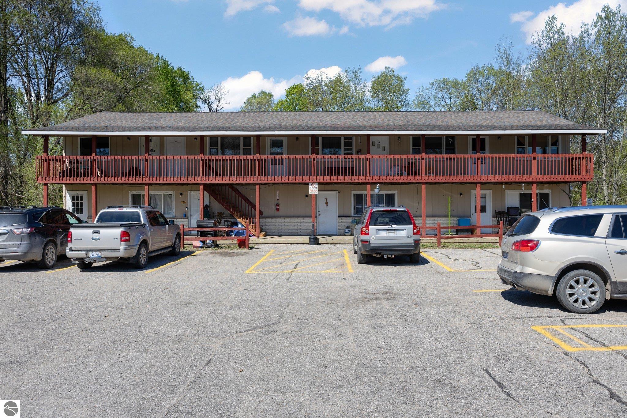 8528 Valley Road, Nw