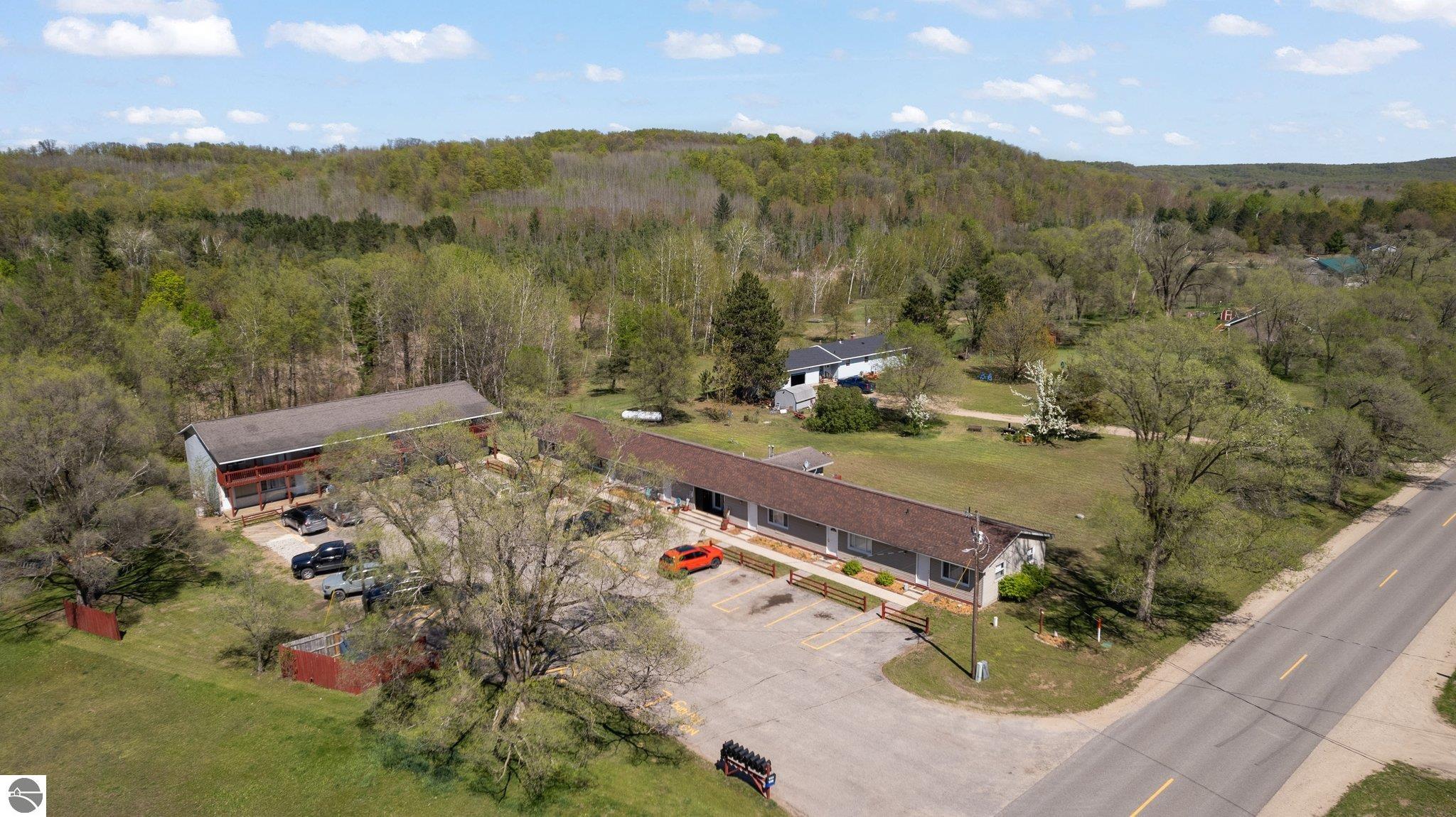 8528 Valley Road, Nw