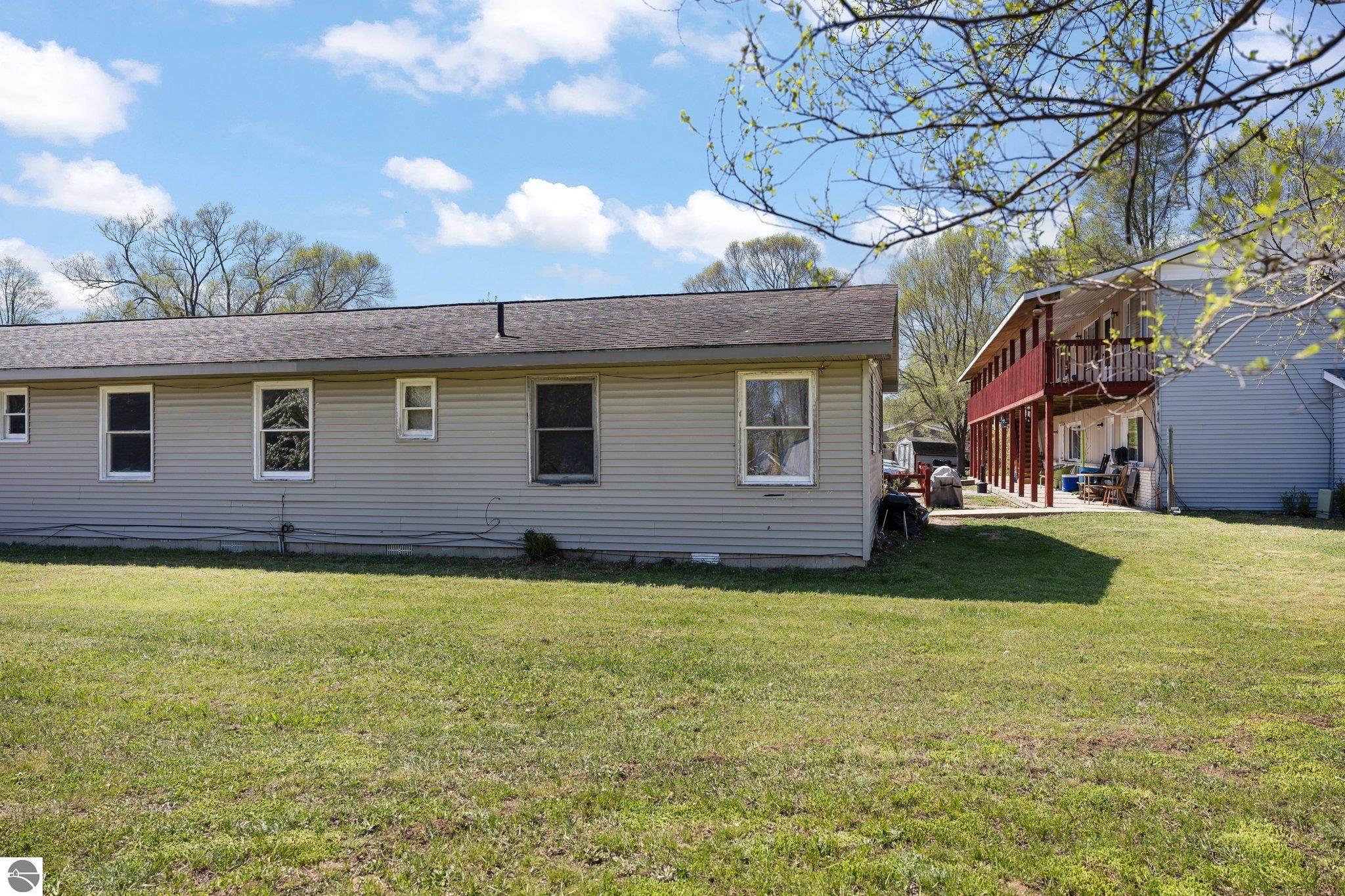 8528 Valley Road, Nw