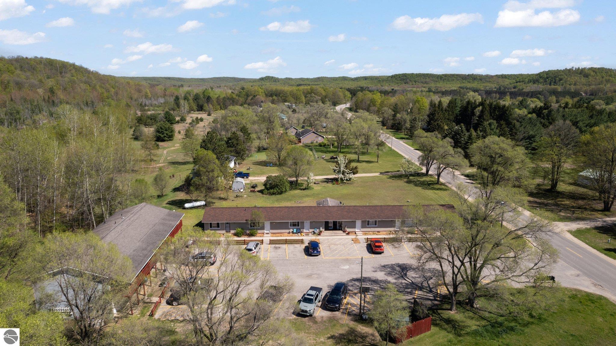 8528 Valley Road, Nw