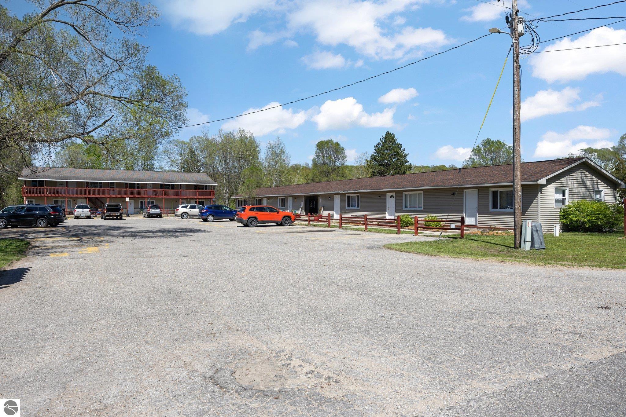 8528 Valley Road, Nw