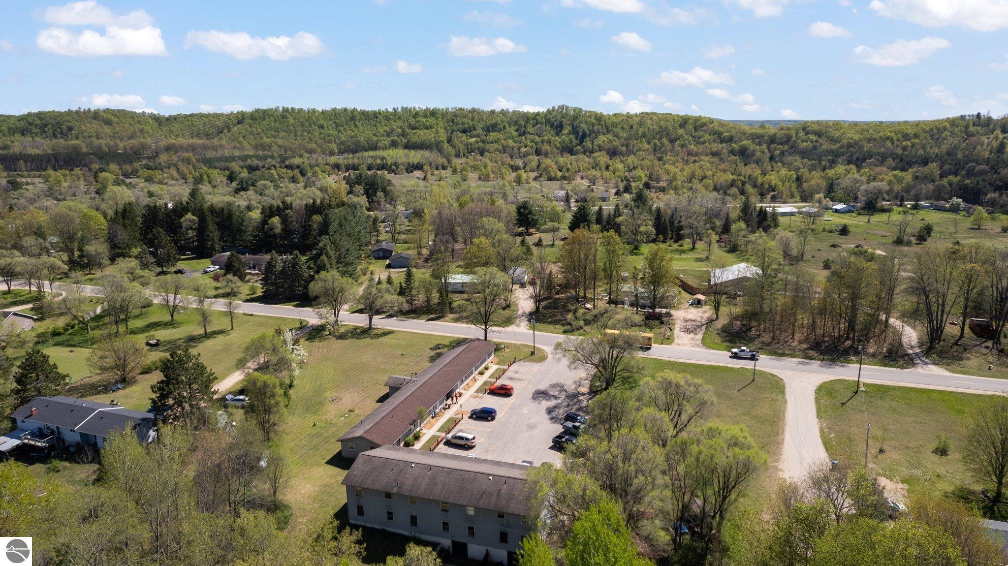 8528 Valley Road, Nw