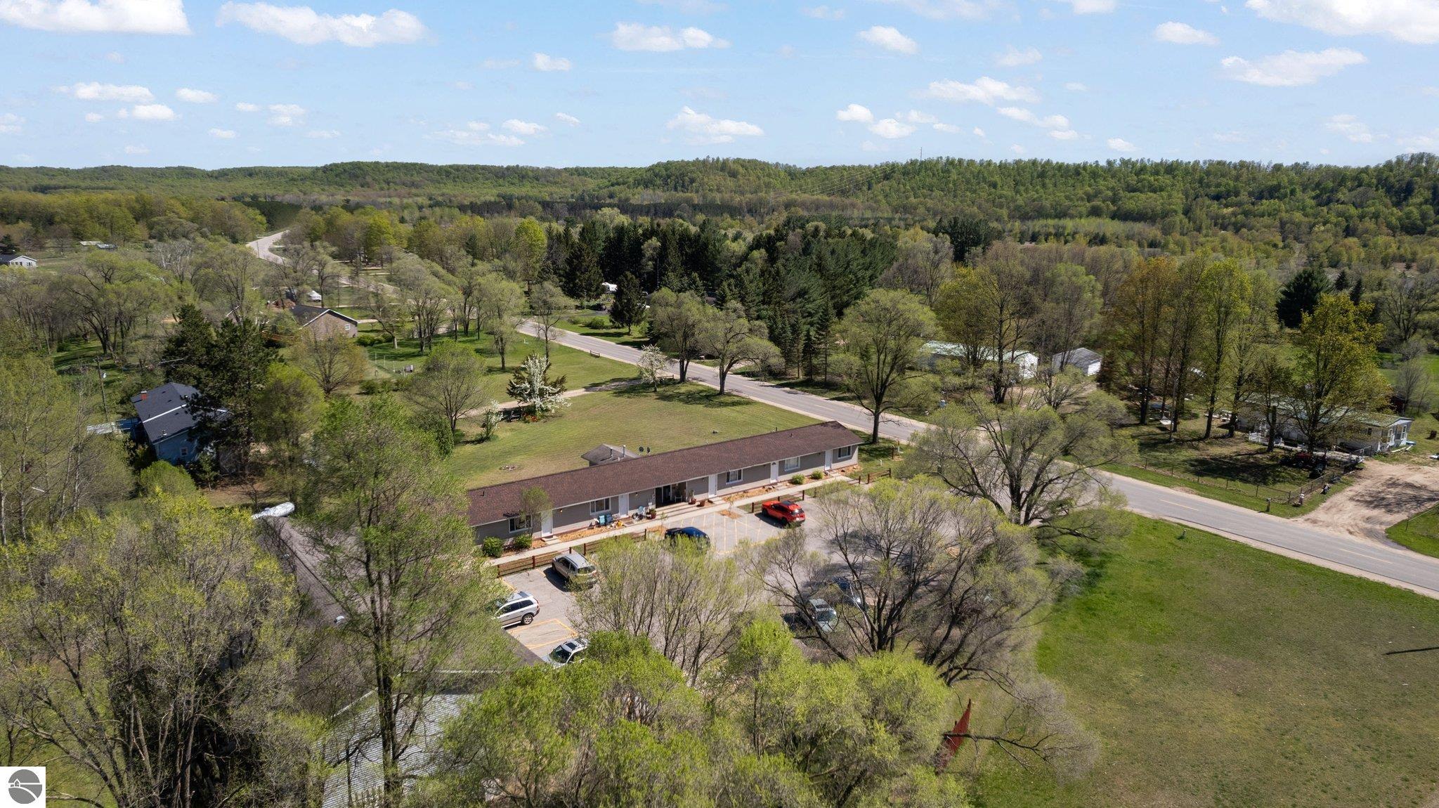8528 Valley Road, Nw