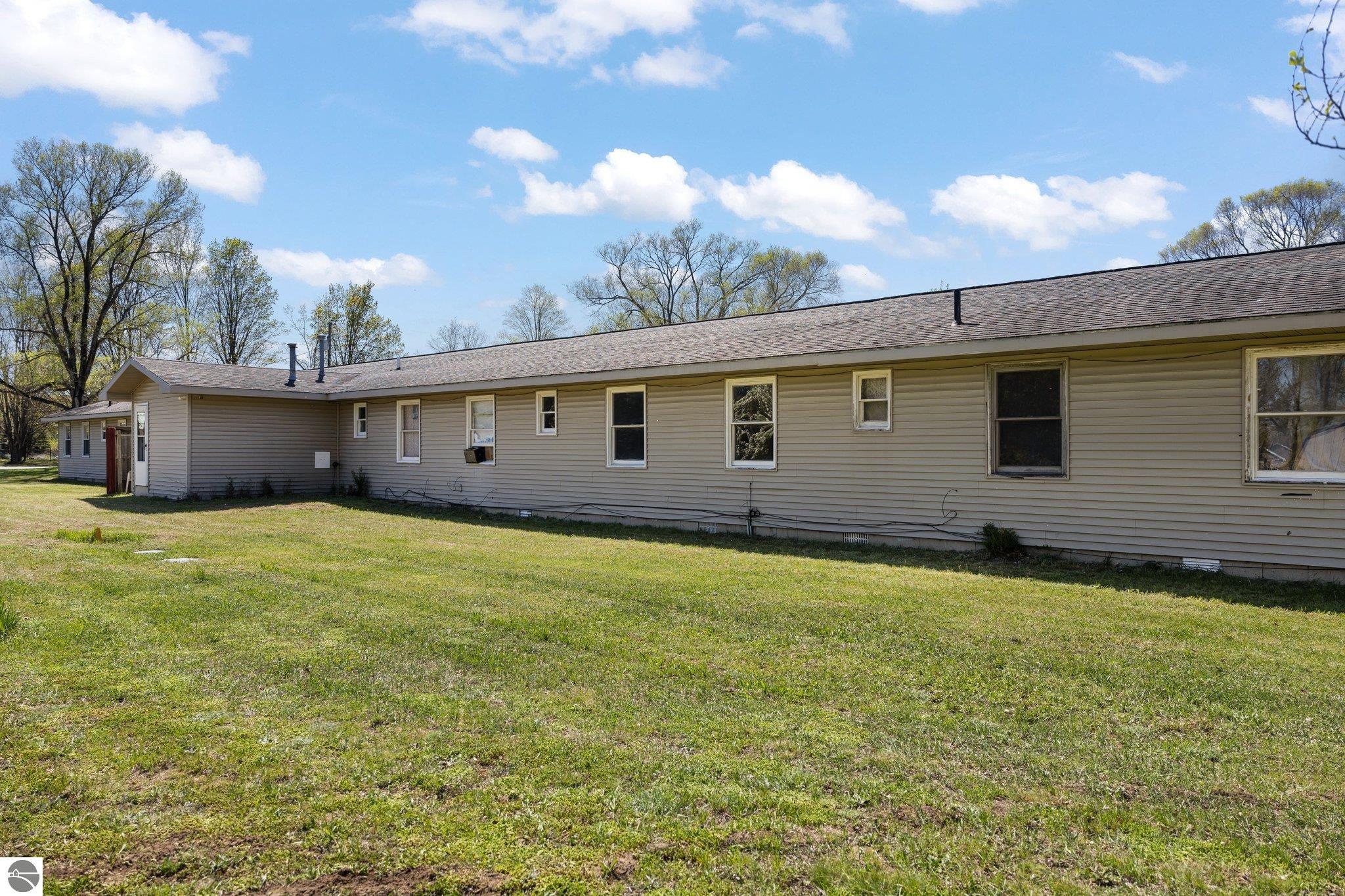 8528 Valley Road, Nw