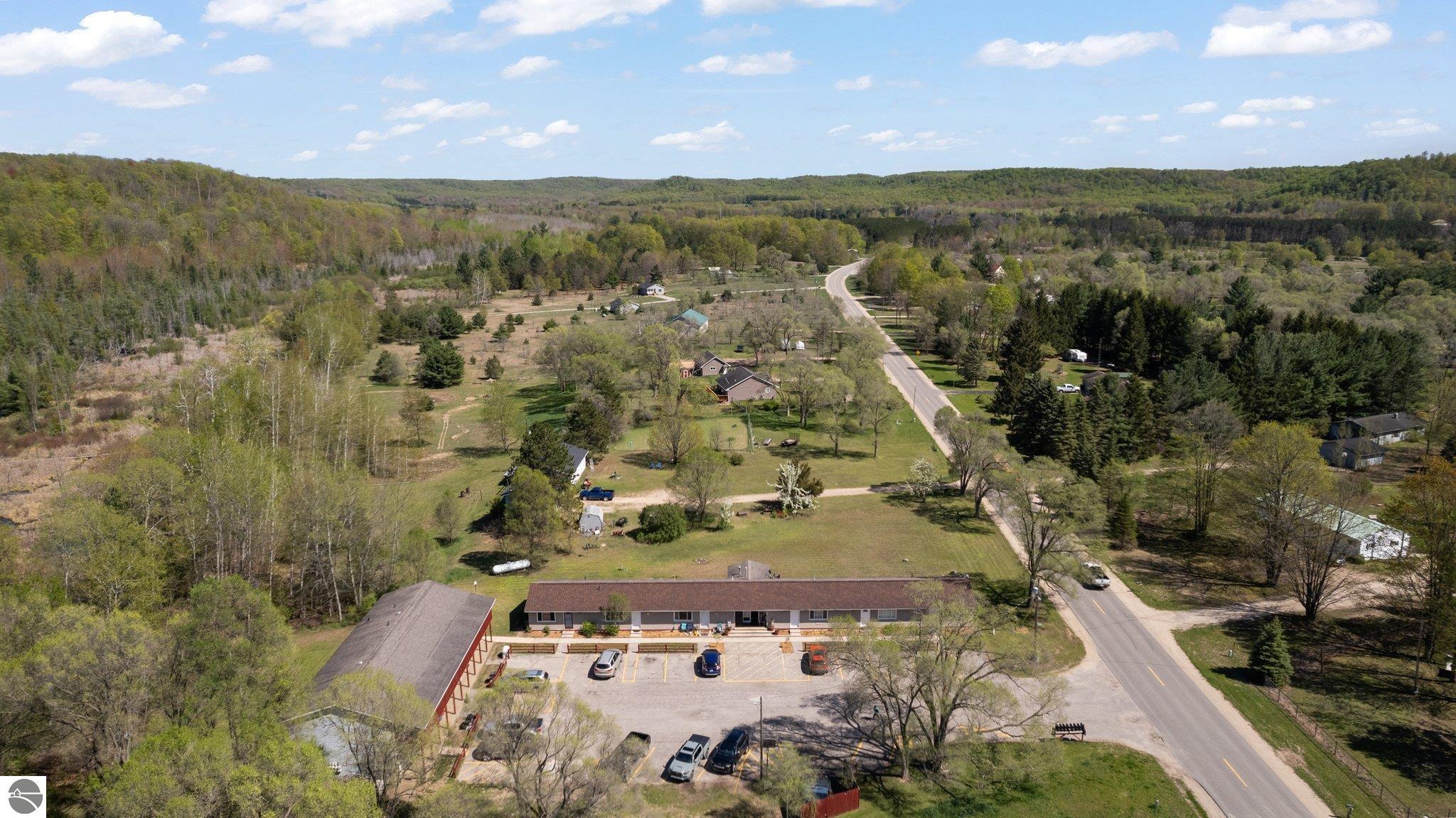 8528 Valley Road, Nw