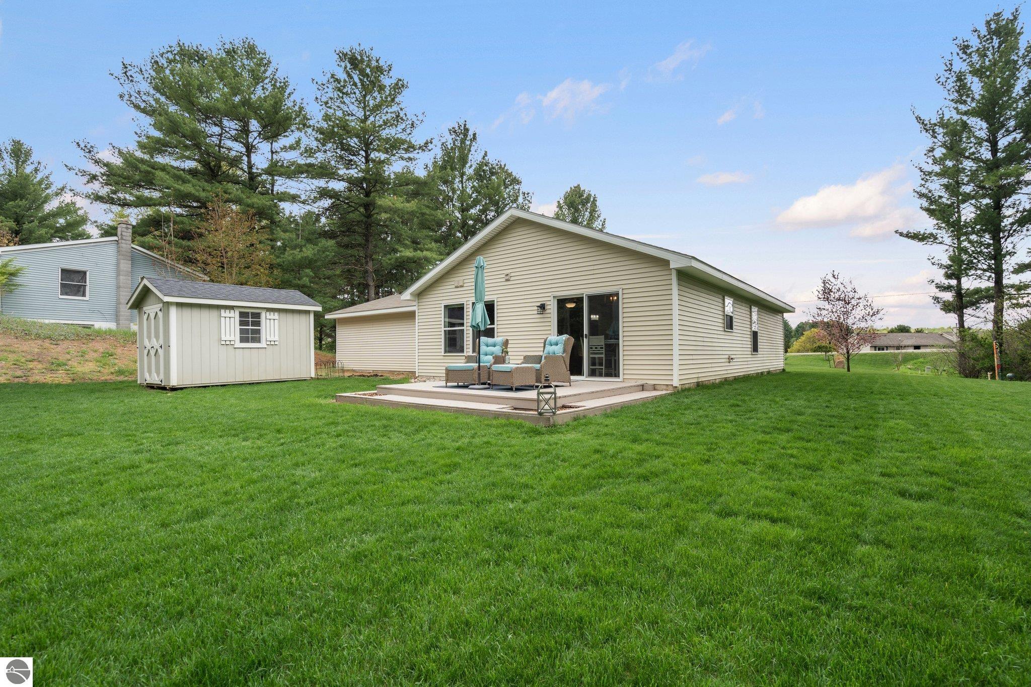 2532 N West Silver Lake Road