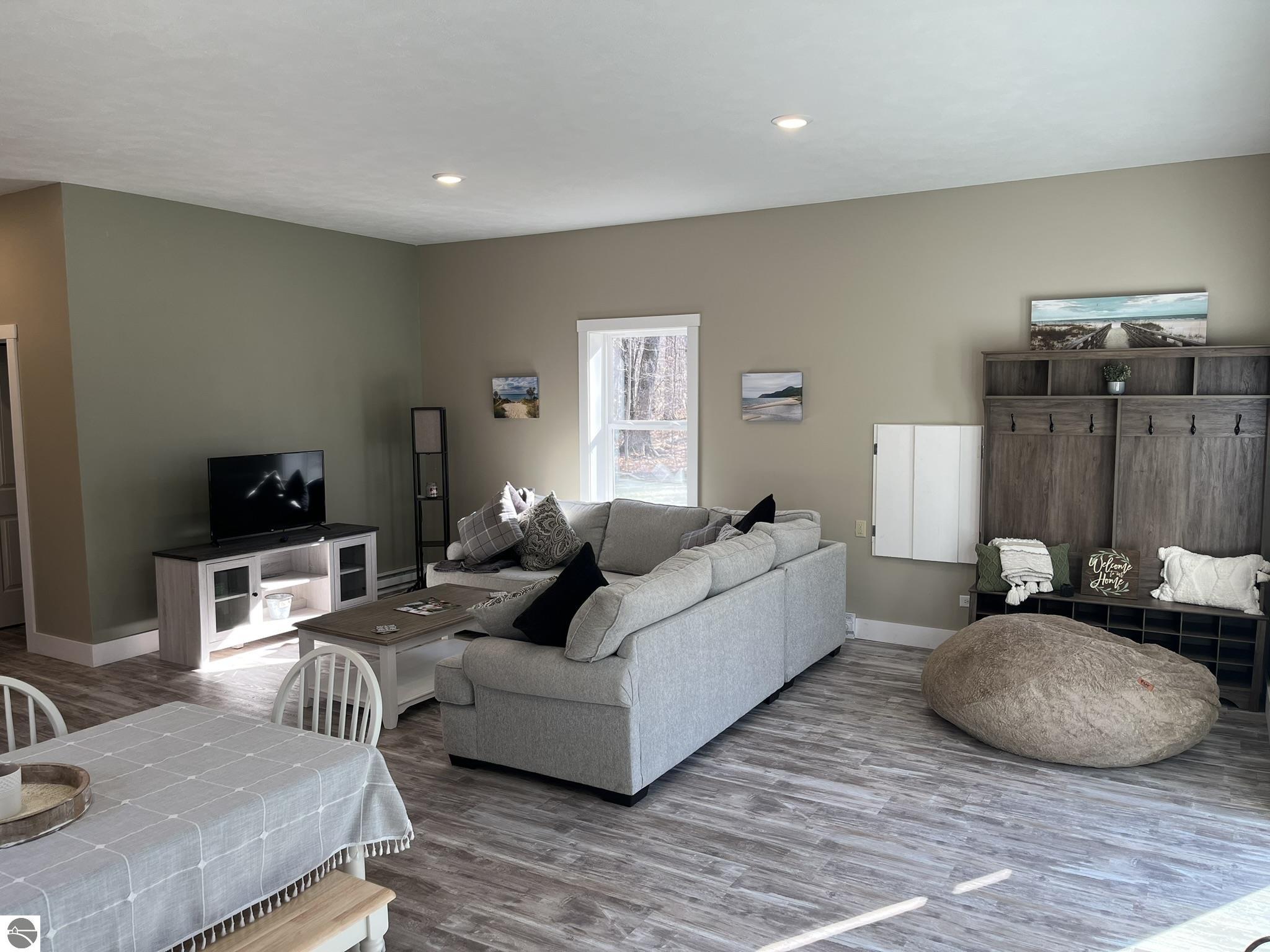 8660 Wilderness Trail