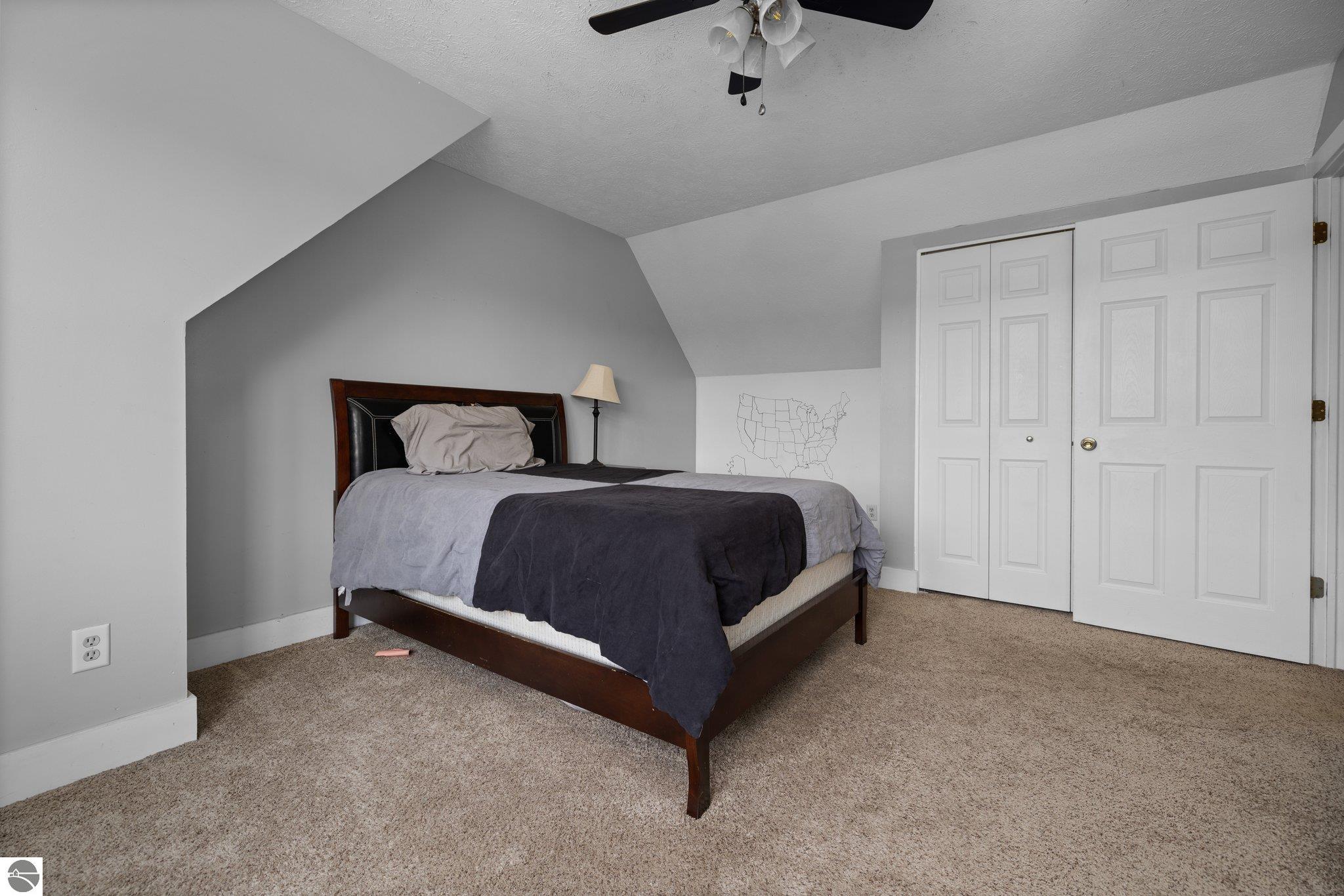 5225 Gauthier Lane