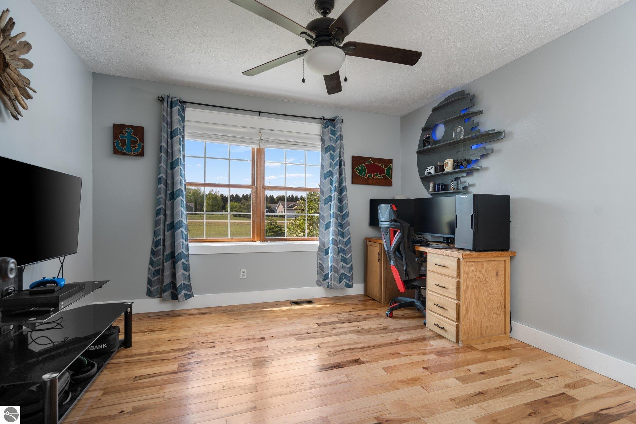 5225 Gauthier Lane