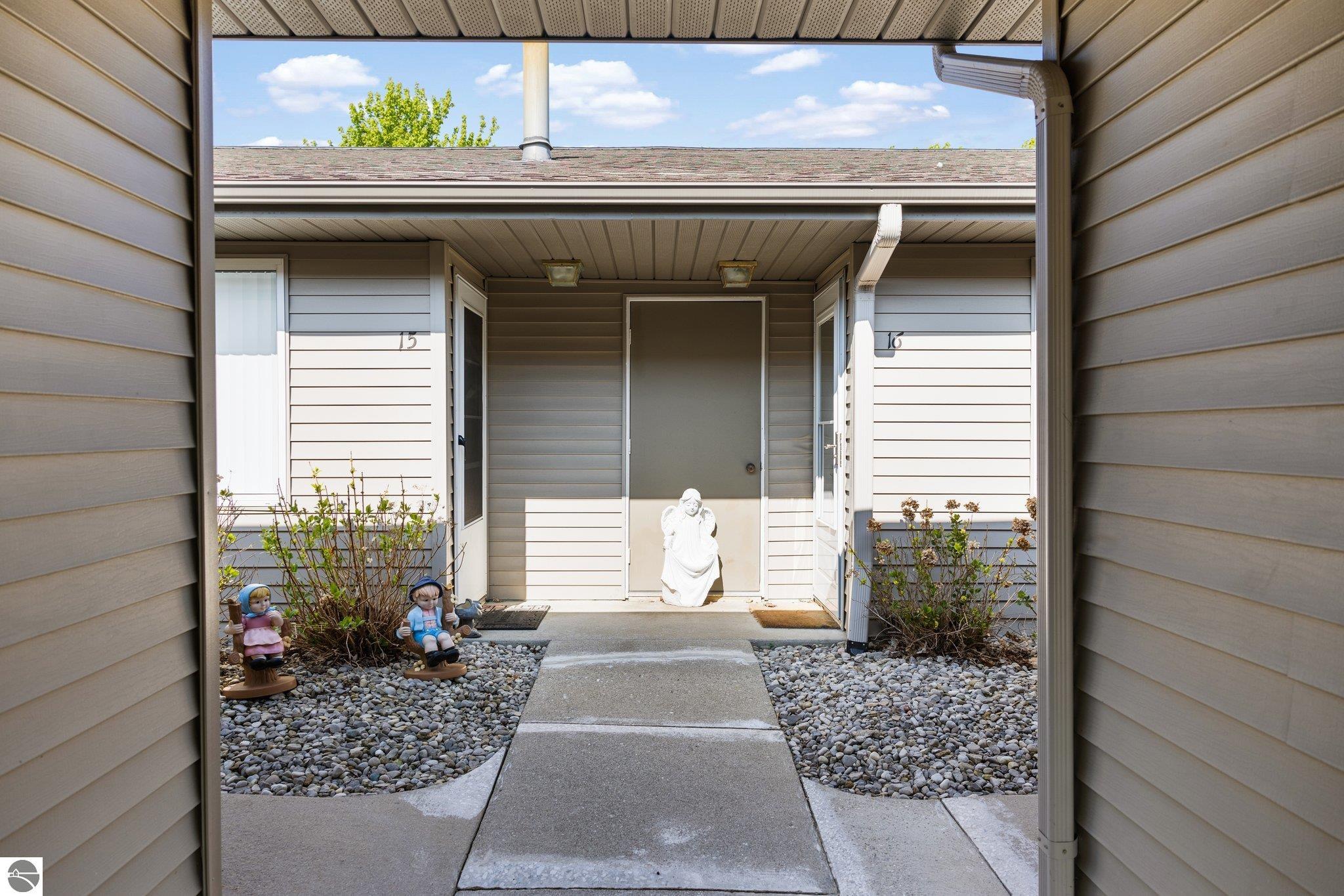 5327 Gray Road # 16