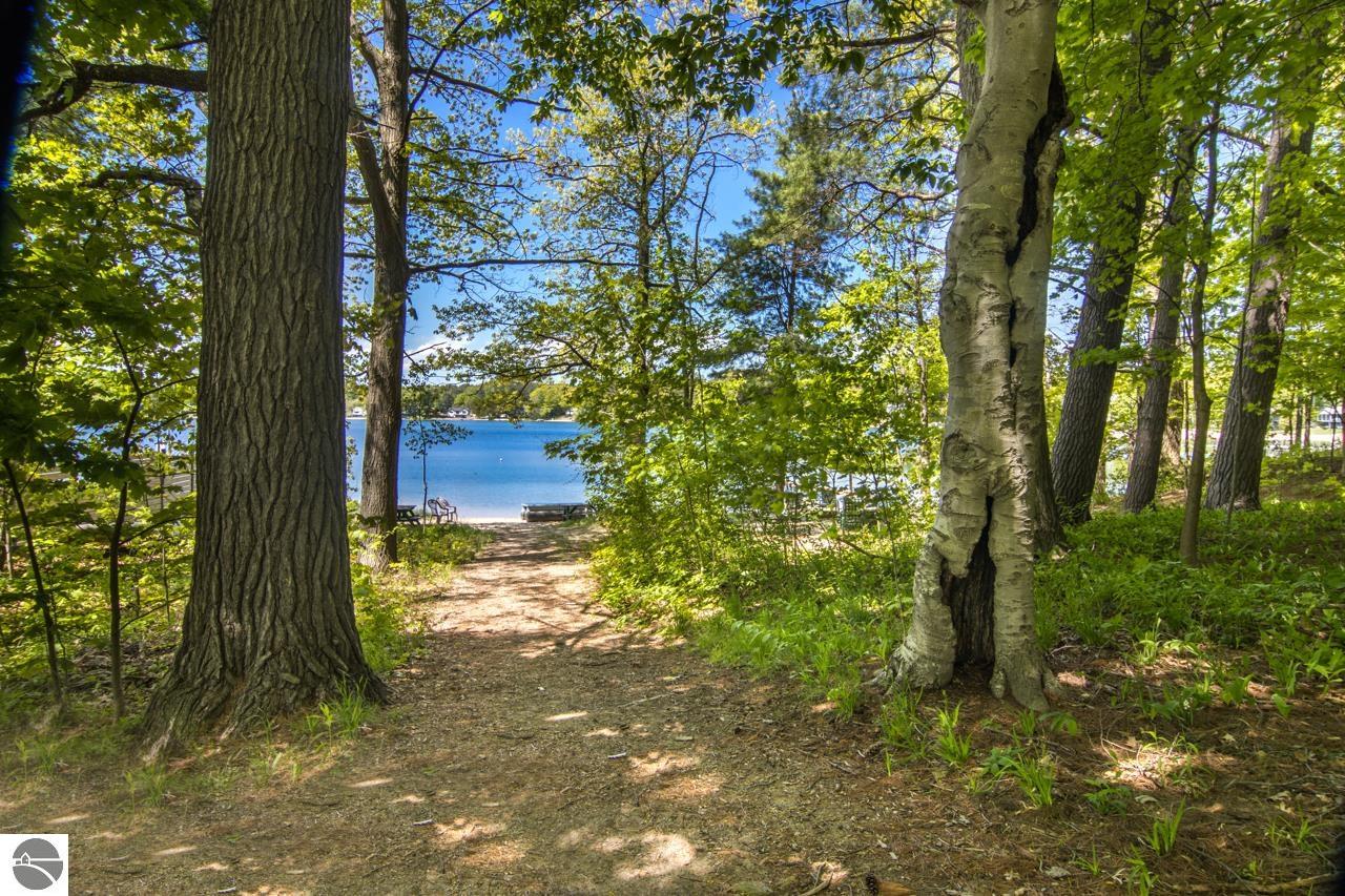 1408 Lake Drive