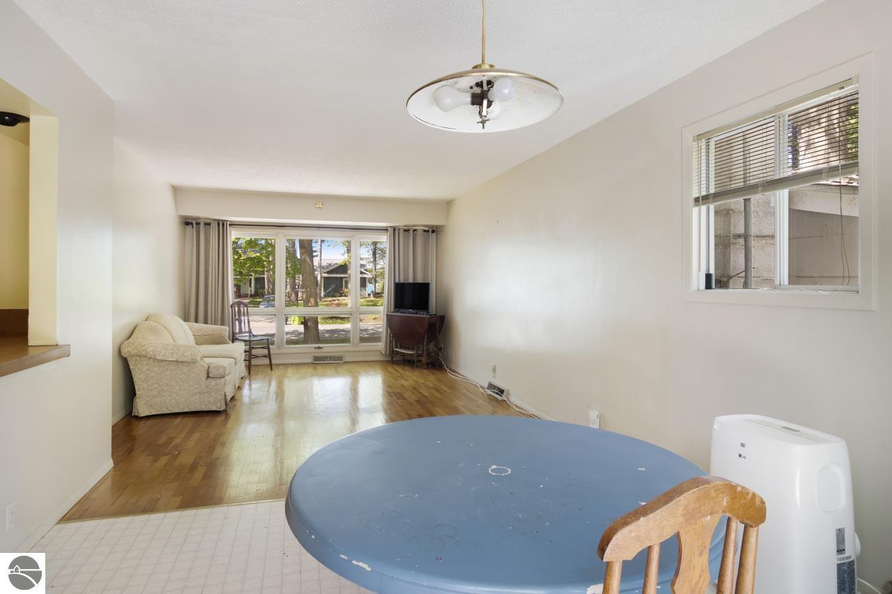 1408 Lake Drive