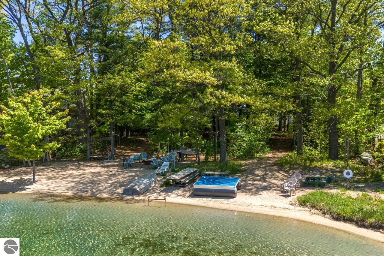 1408 Lake Drive