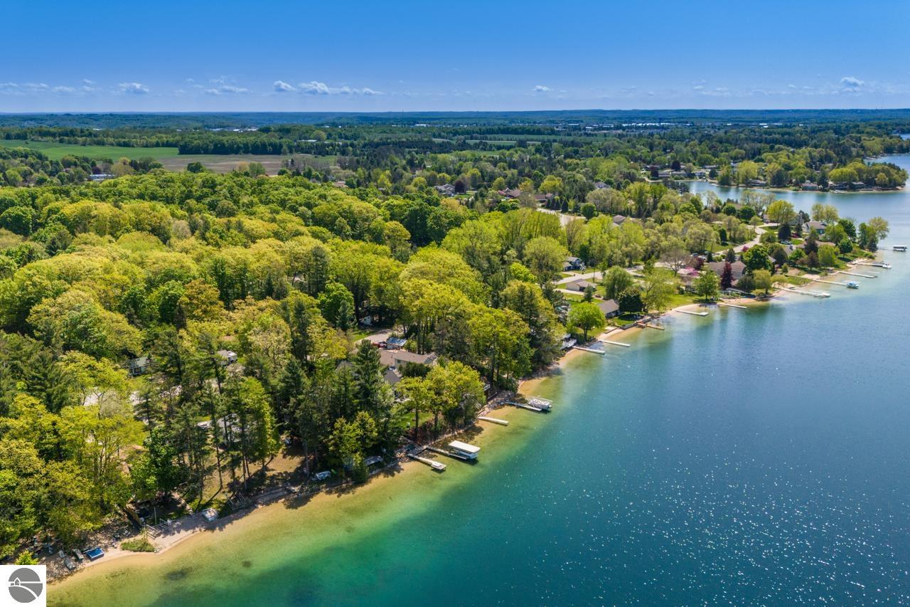 1408 Lake Drive