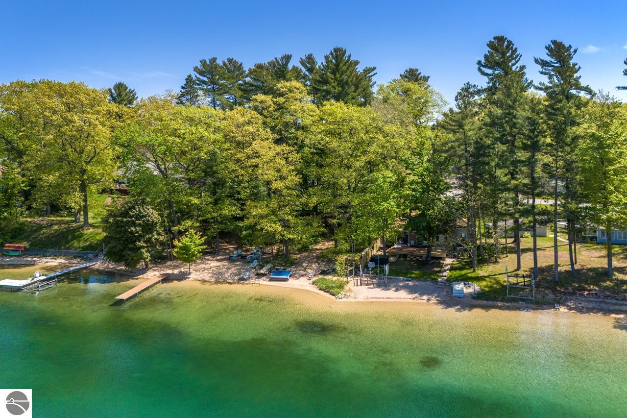1408 Lake Drive