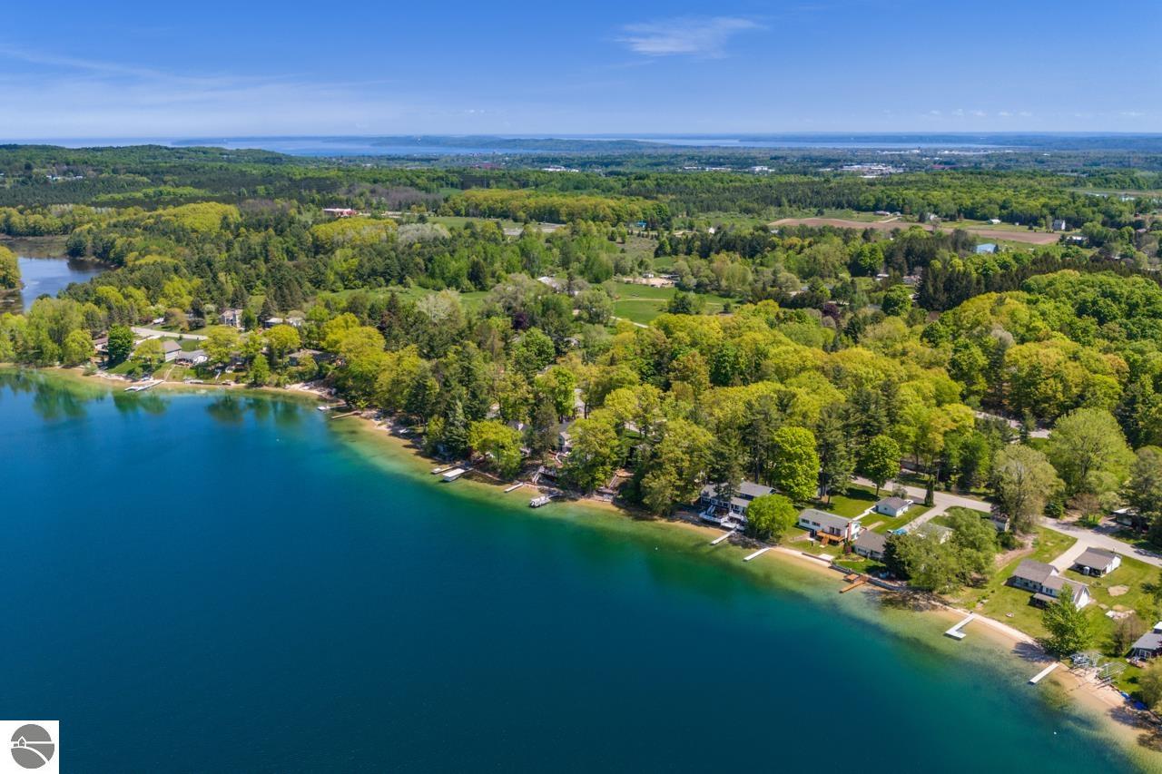 1408 Lake Drive