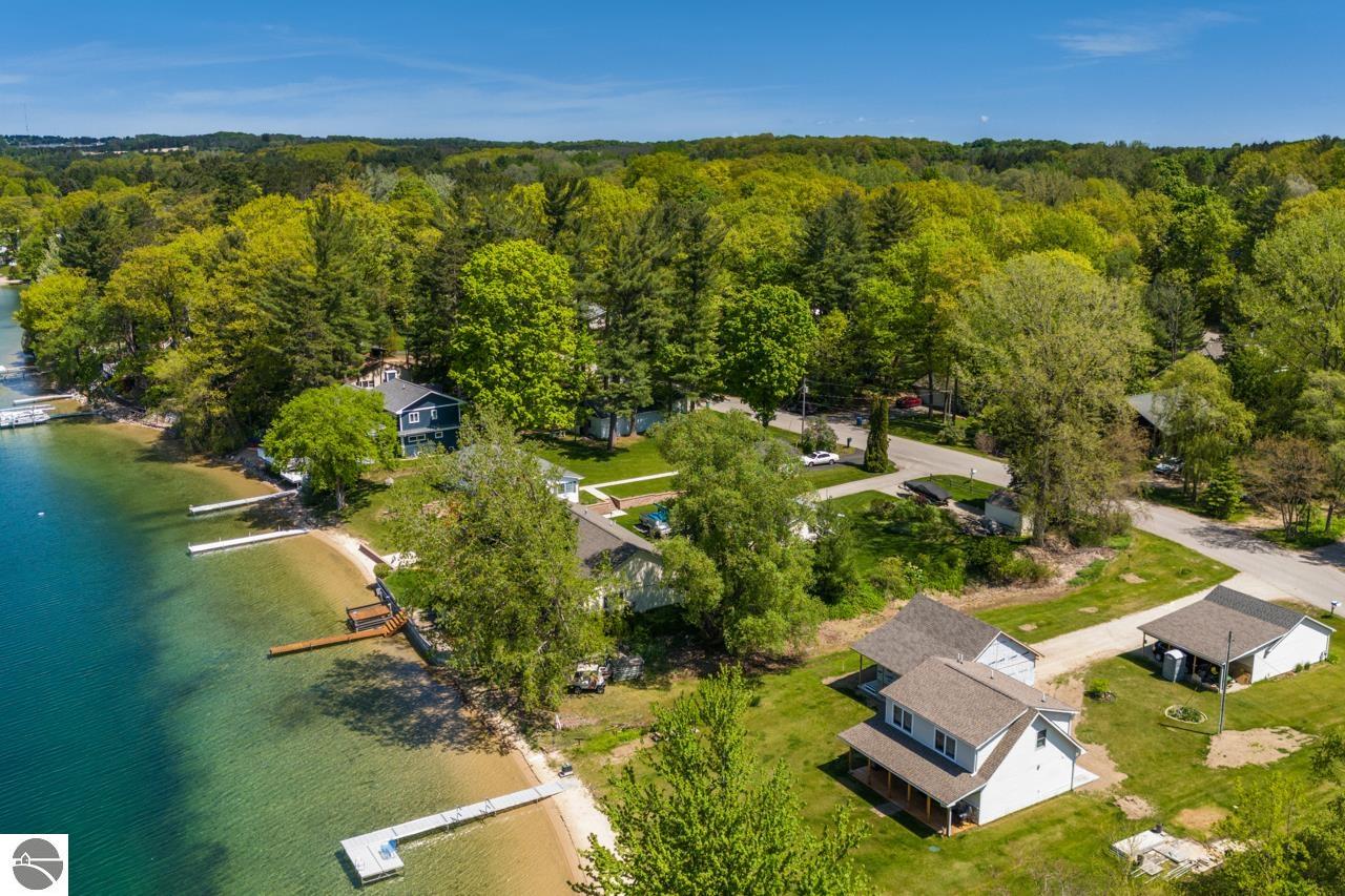 1408 Lake Drive