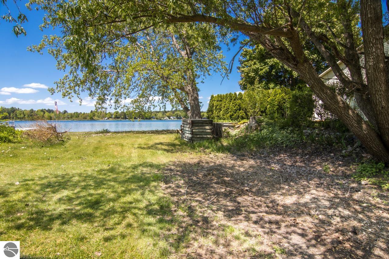 1408 Lake Drive