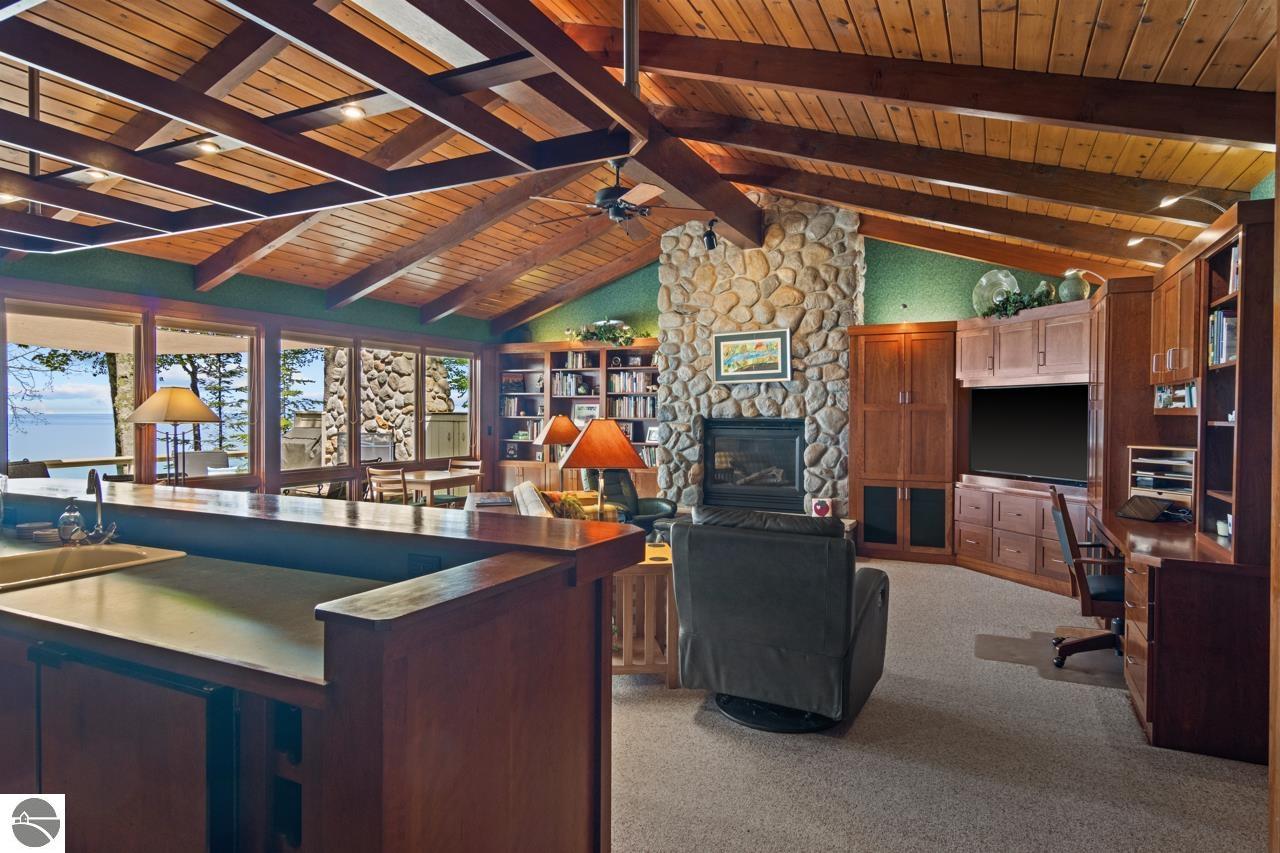 4857 Michigan Trail