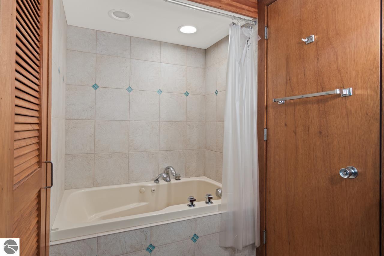 4857 Michigan Trail