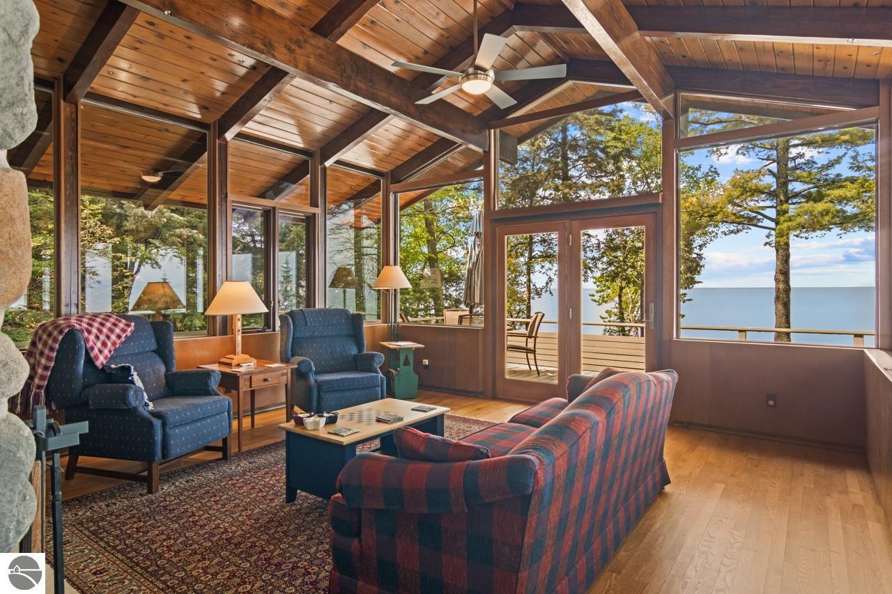 4857 Michigan Trail