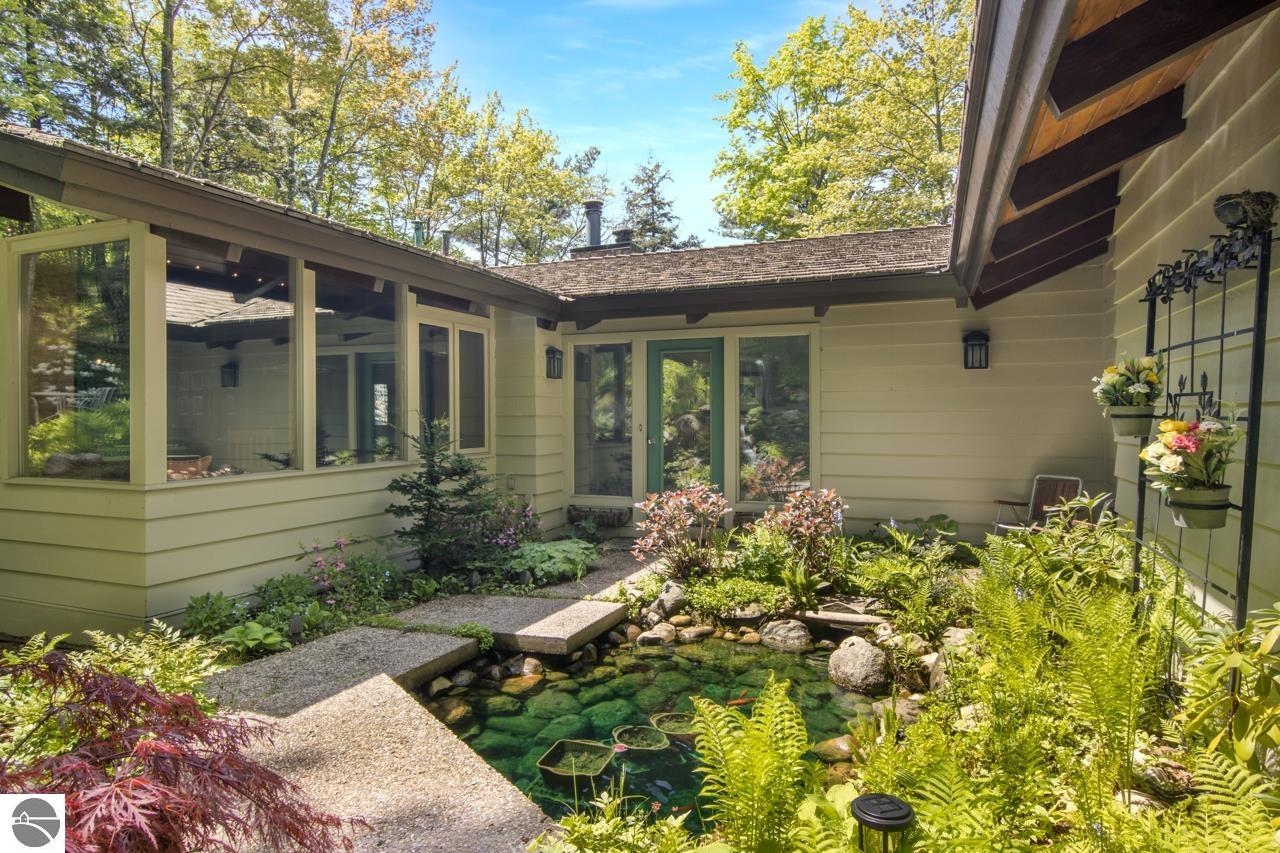 4857 Michigan Trail
