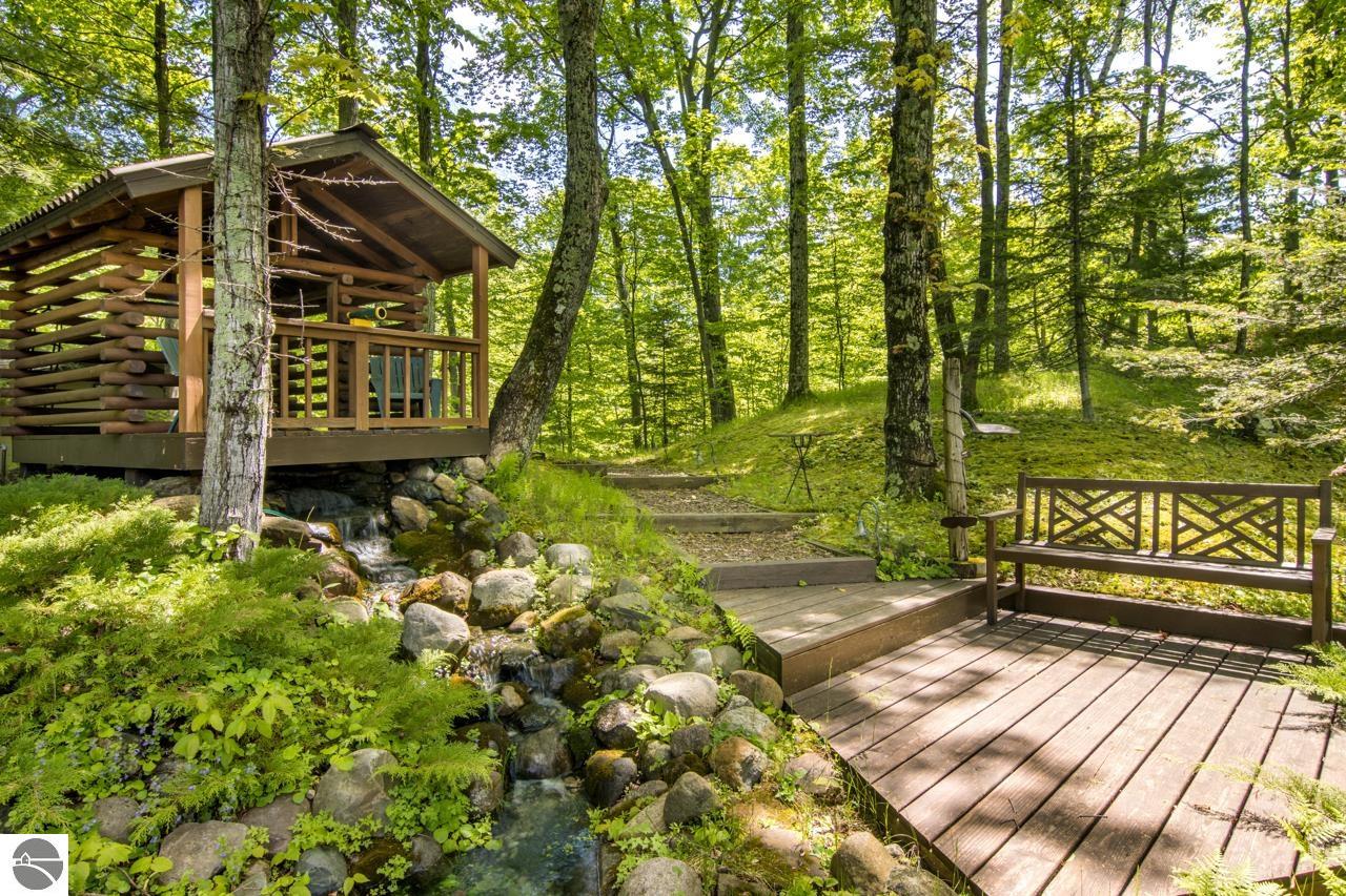 4857 Michigan Trail