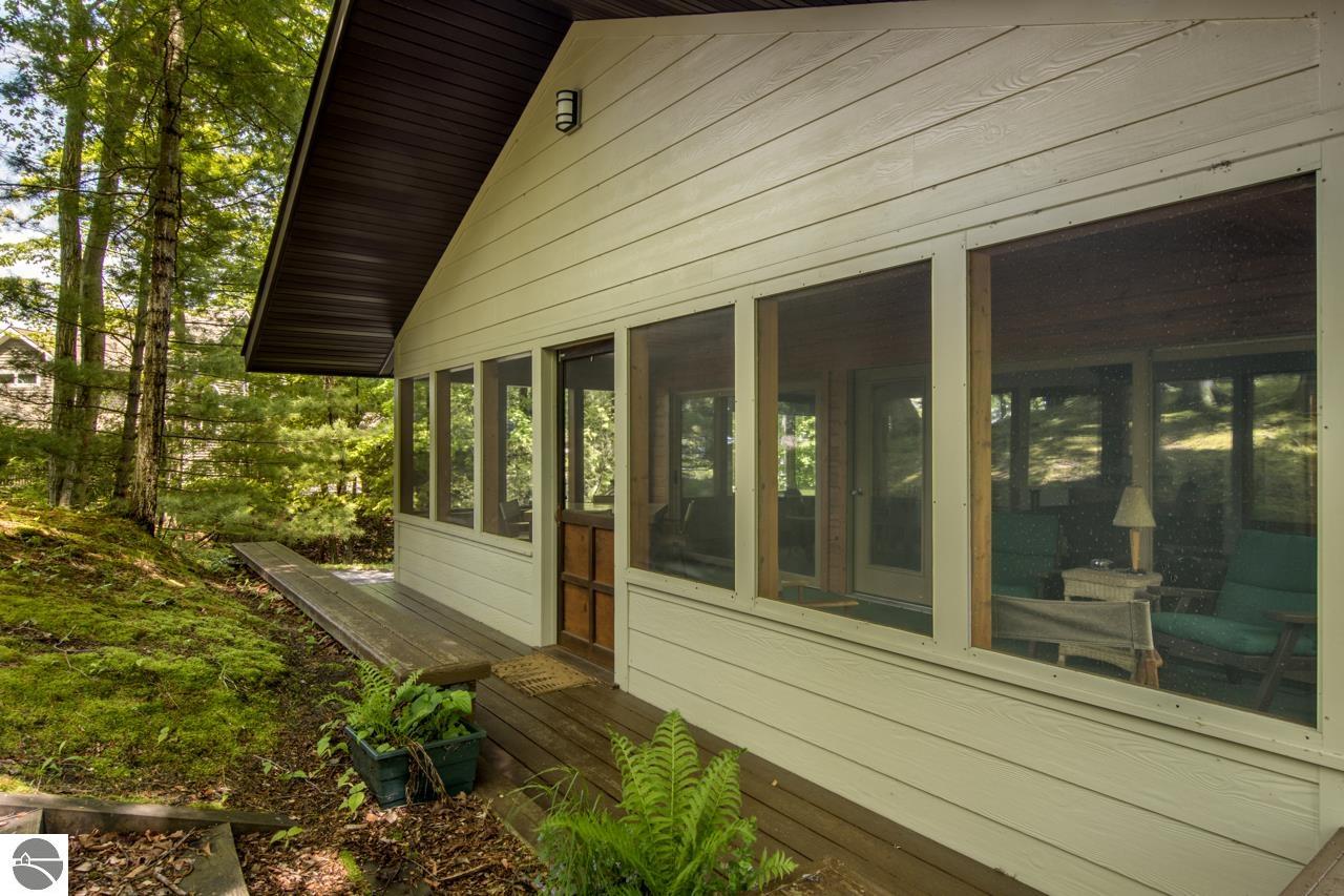 4857 Michigan Trail