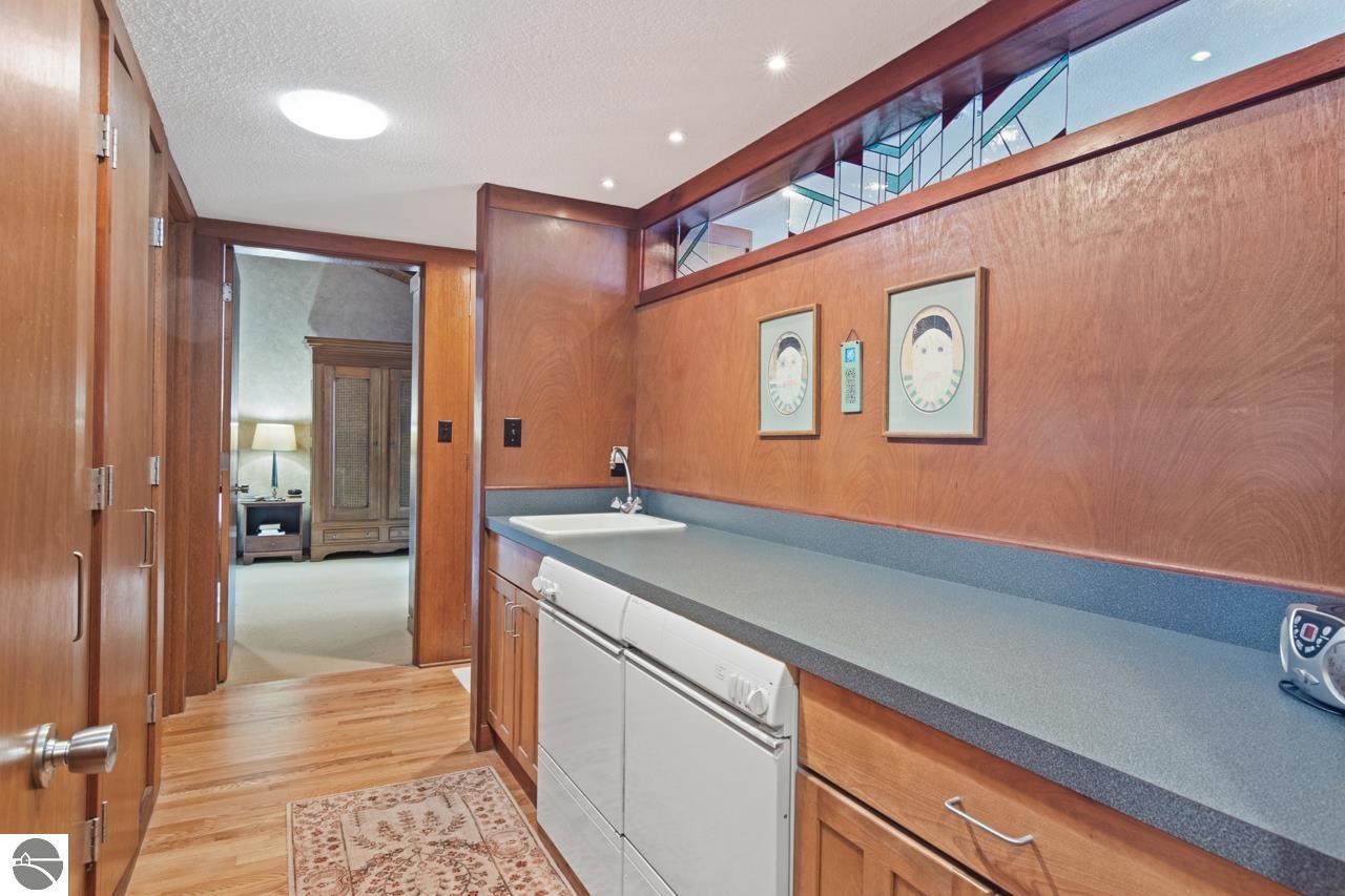 4857 Michigan Trail