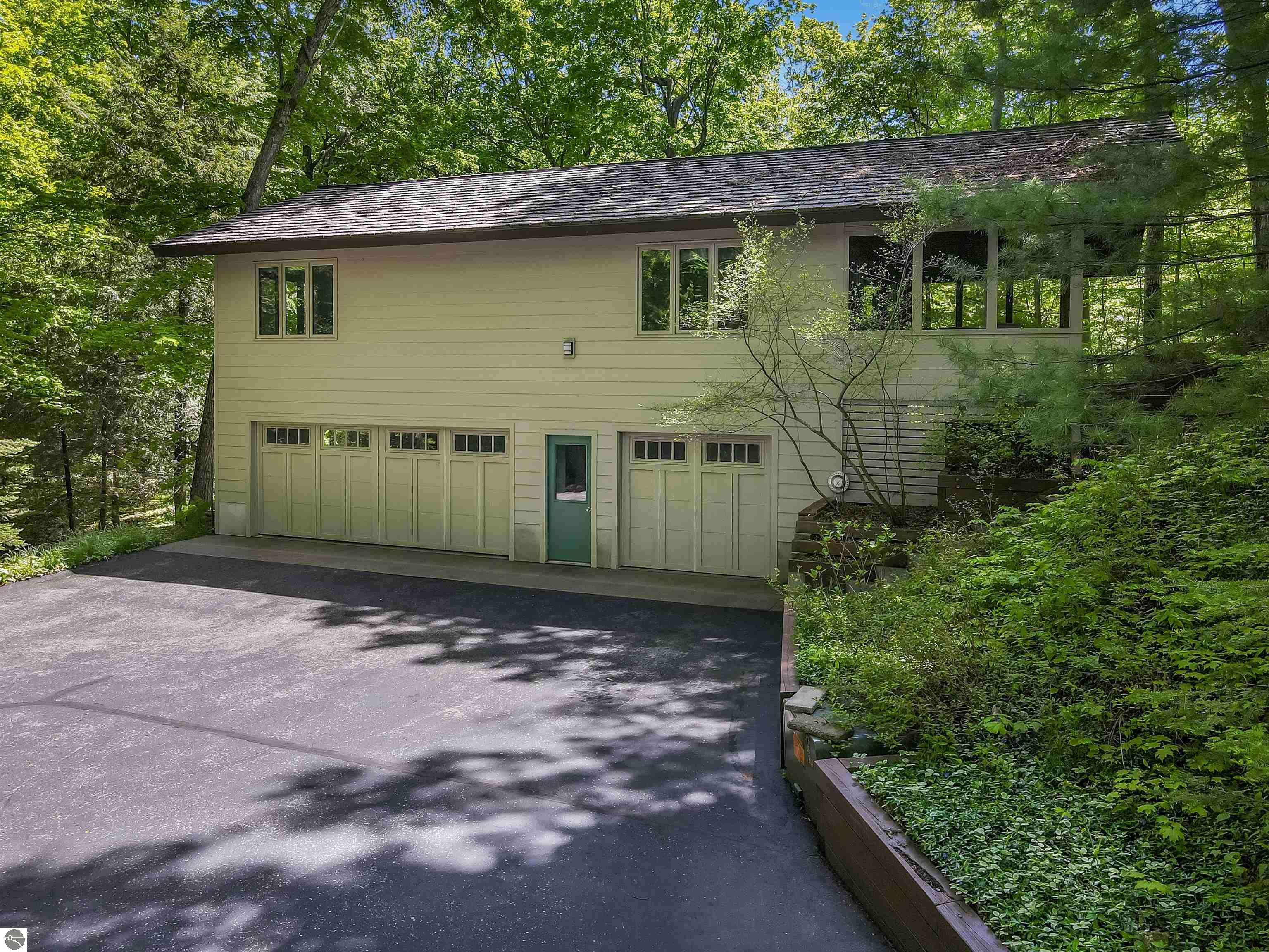 4857 Michigan Trail