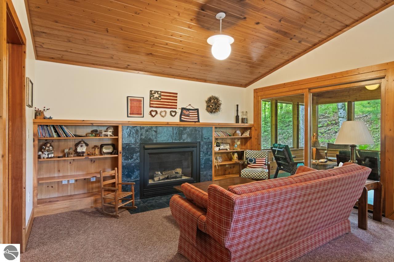 4857 Michigan Trail