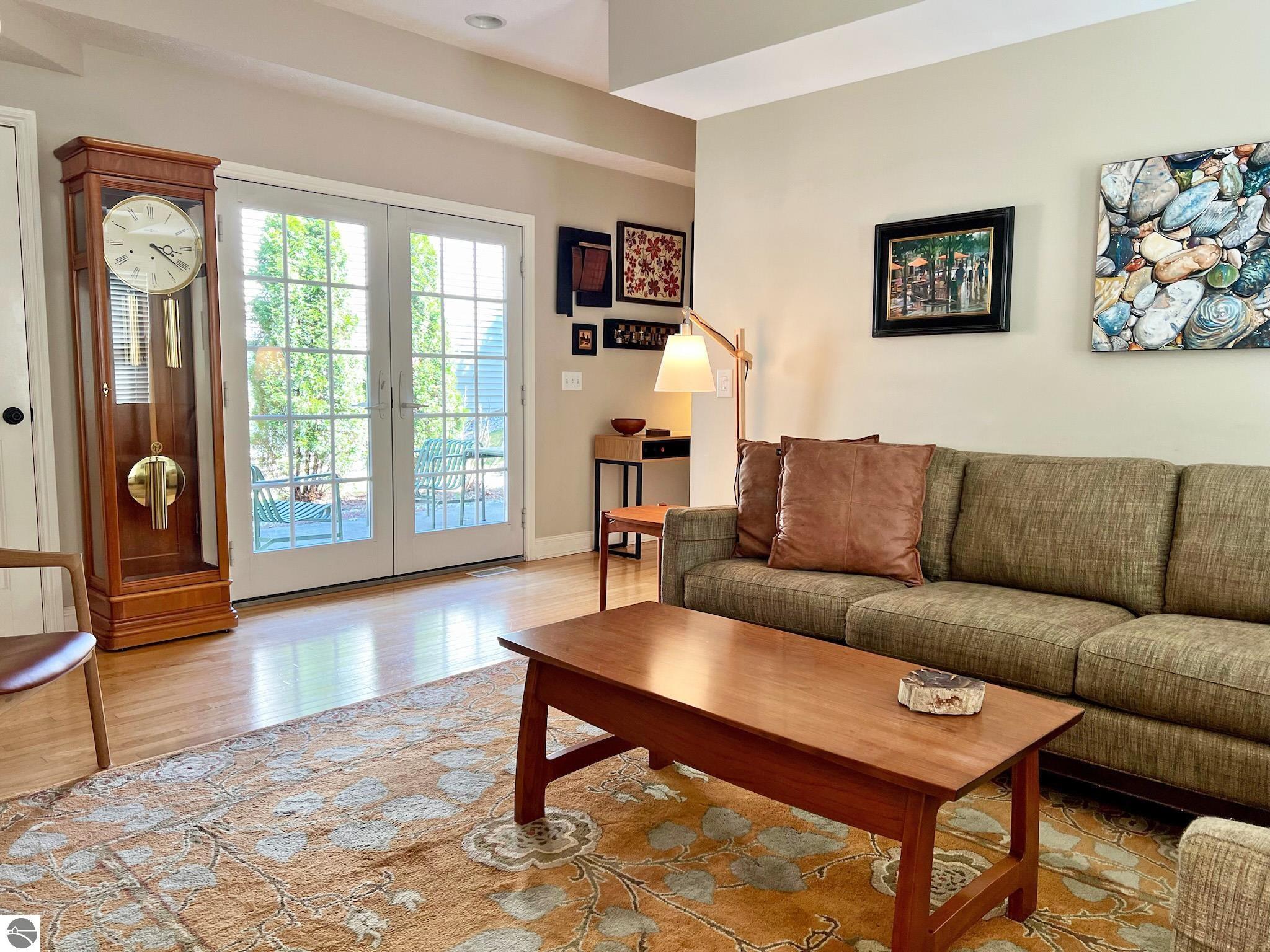 118 E Seventeenth Street