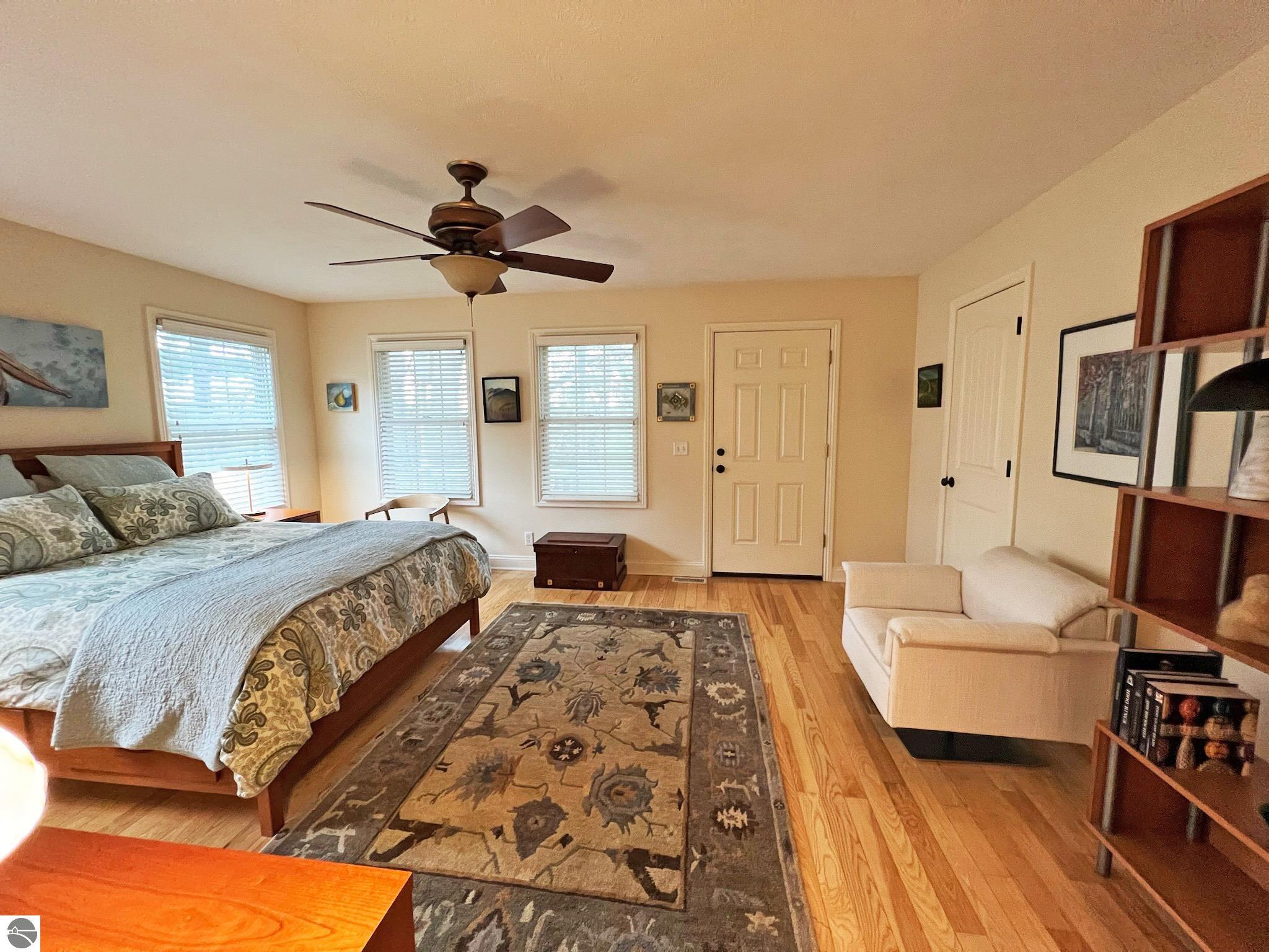 118 E Seventeenth Street