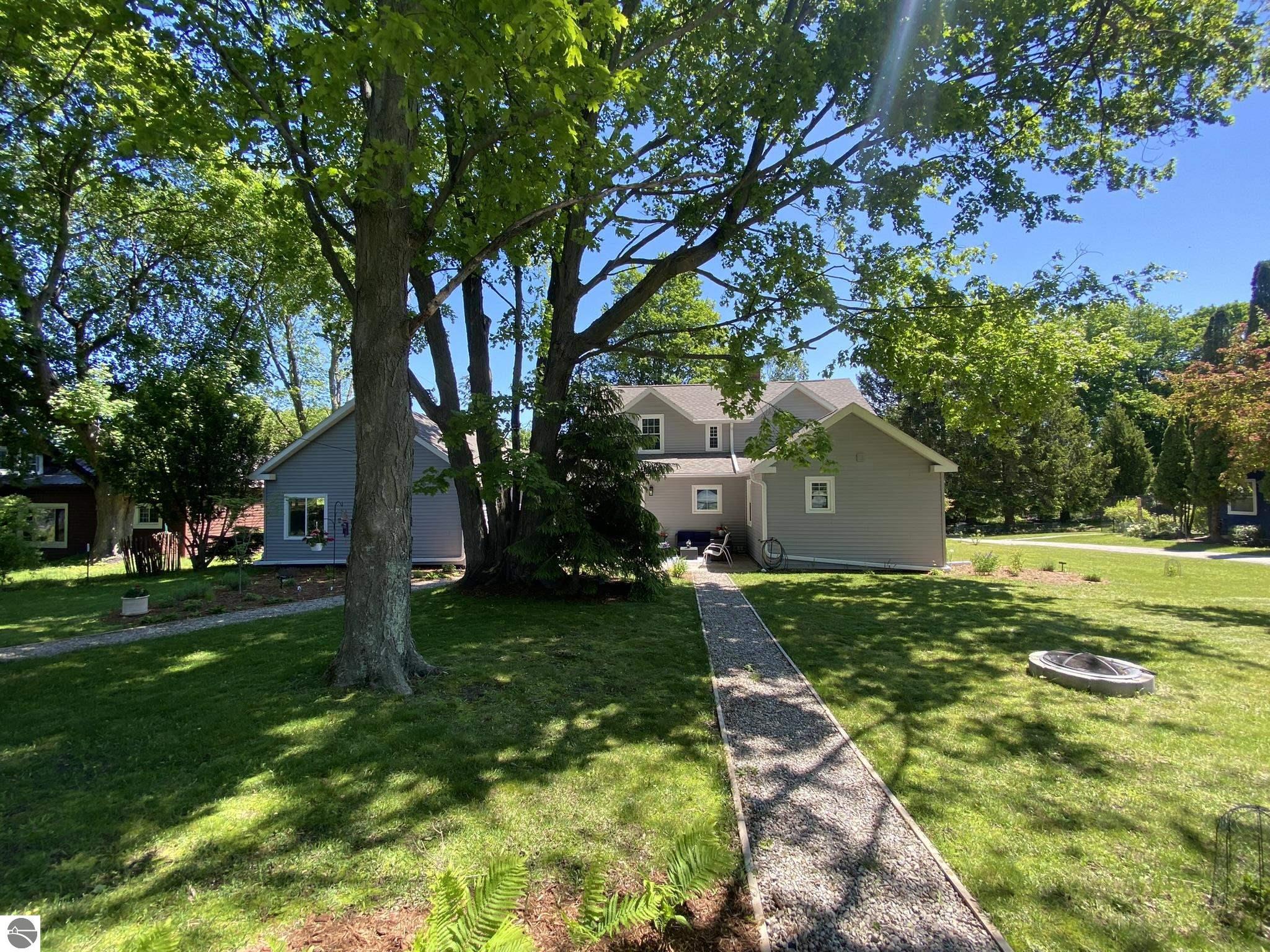 649 Crystal Avenue