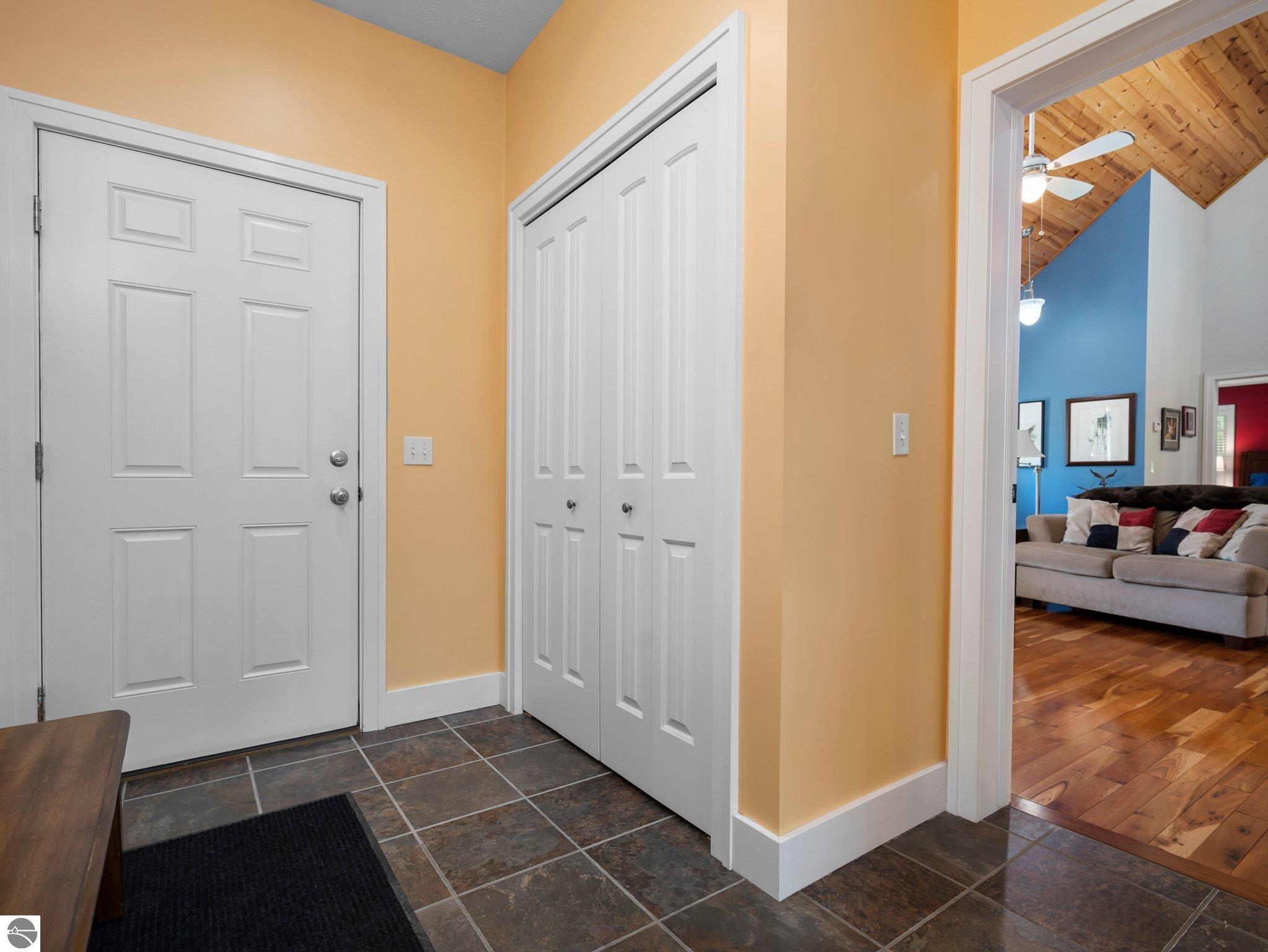 2155 Timber Trail, NE