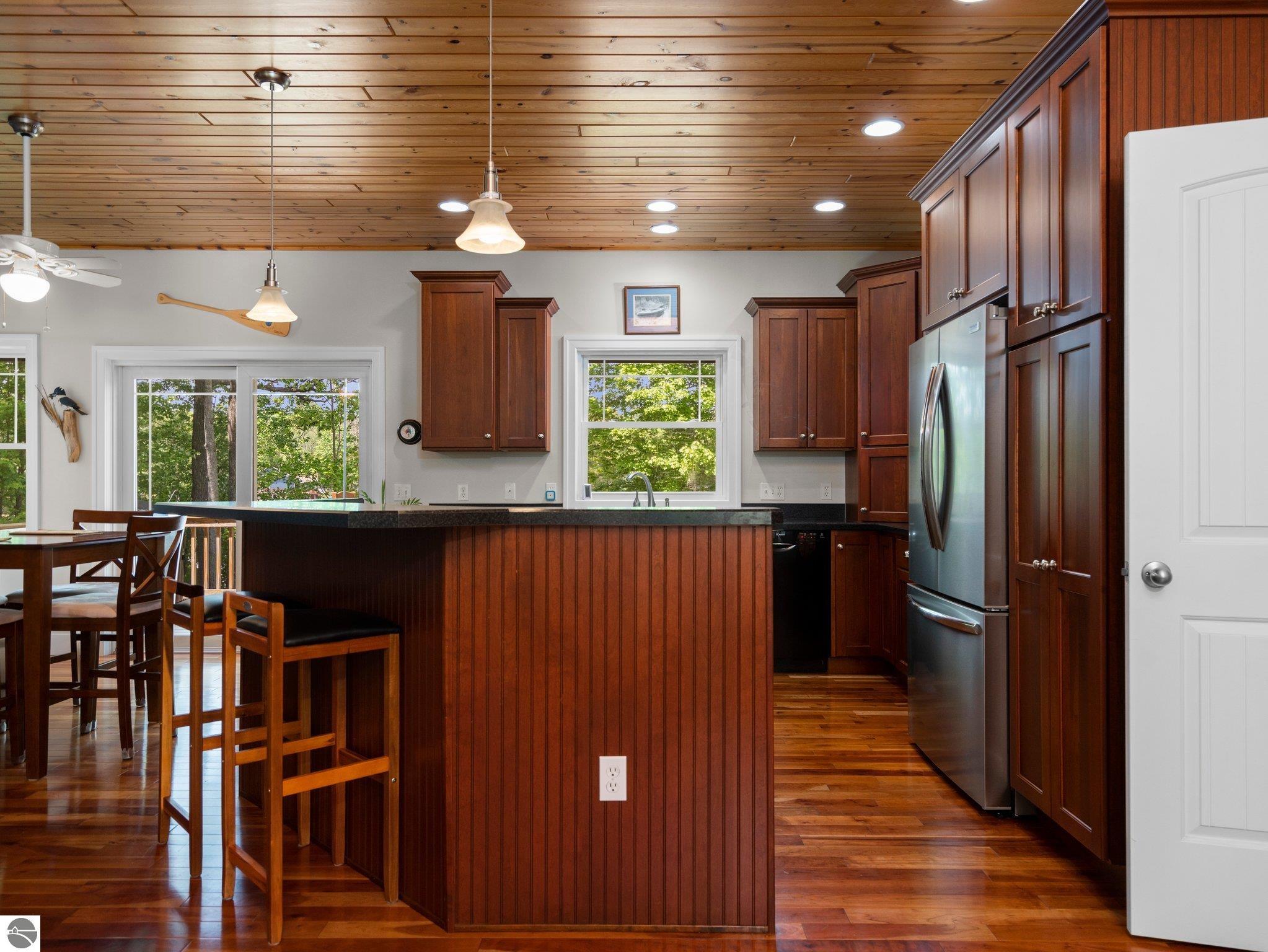 2155 Timber Trail, NE