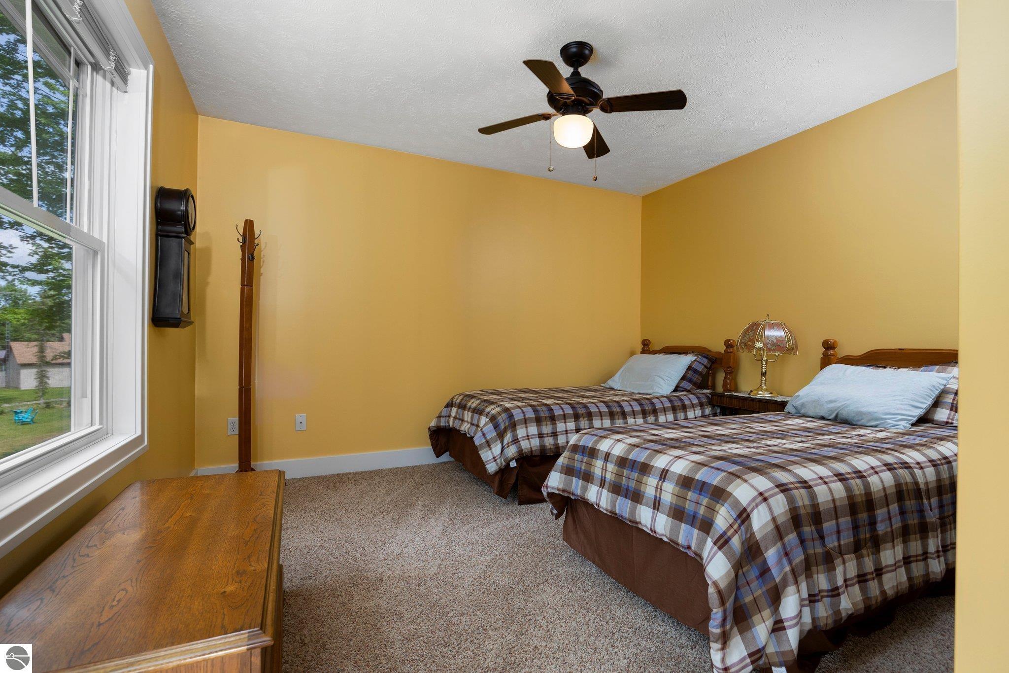 2155 Timber Trail, NE
