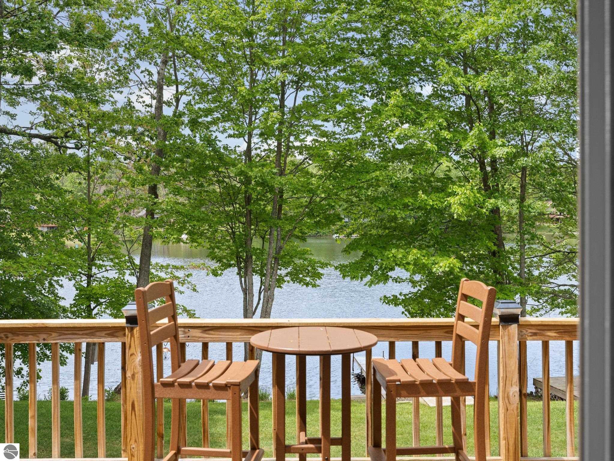 2155 Timber Trail, NE