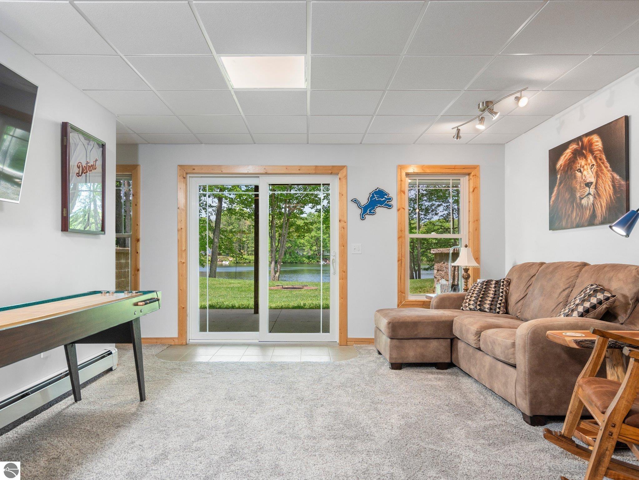 2155 Timber Trail, NE