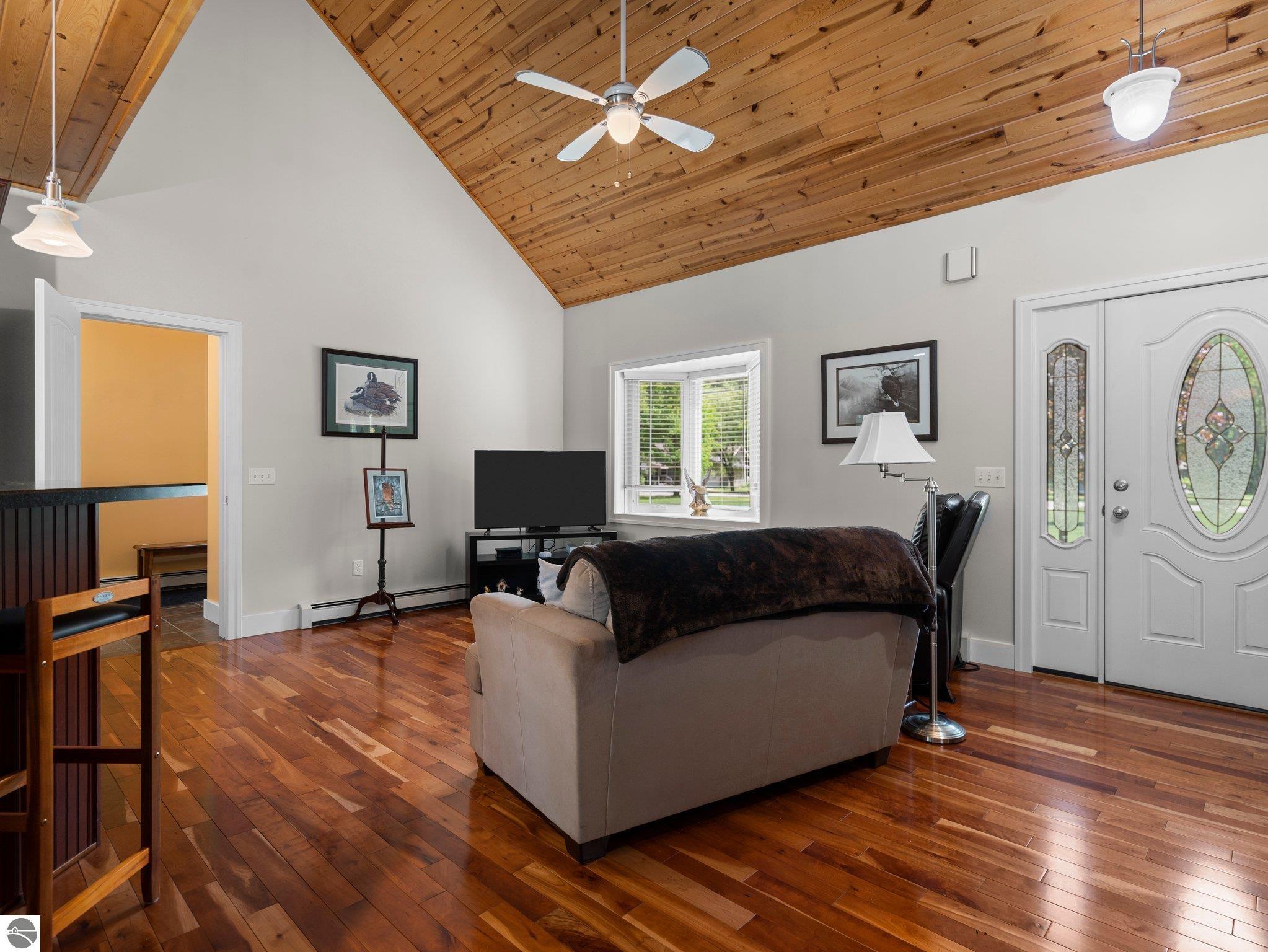 2155 Timber Trail, NE